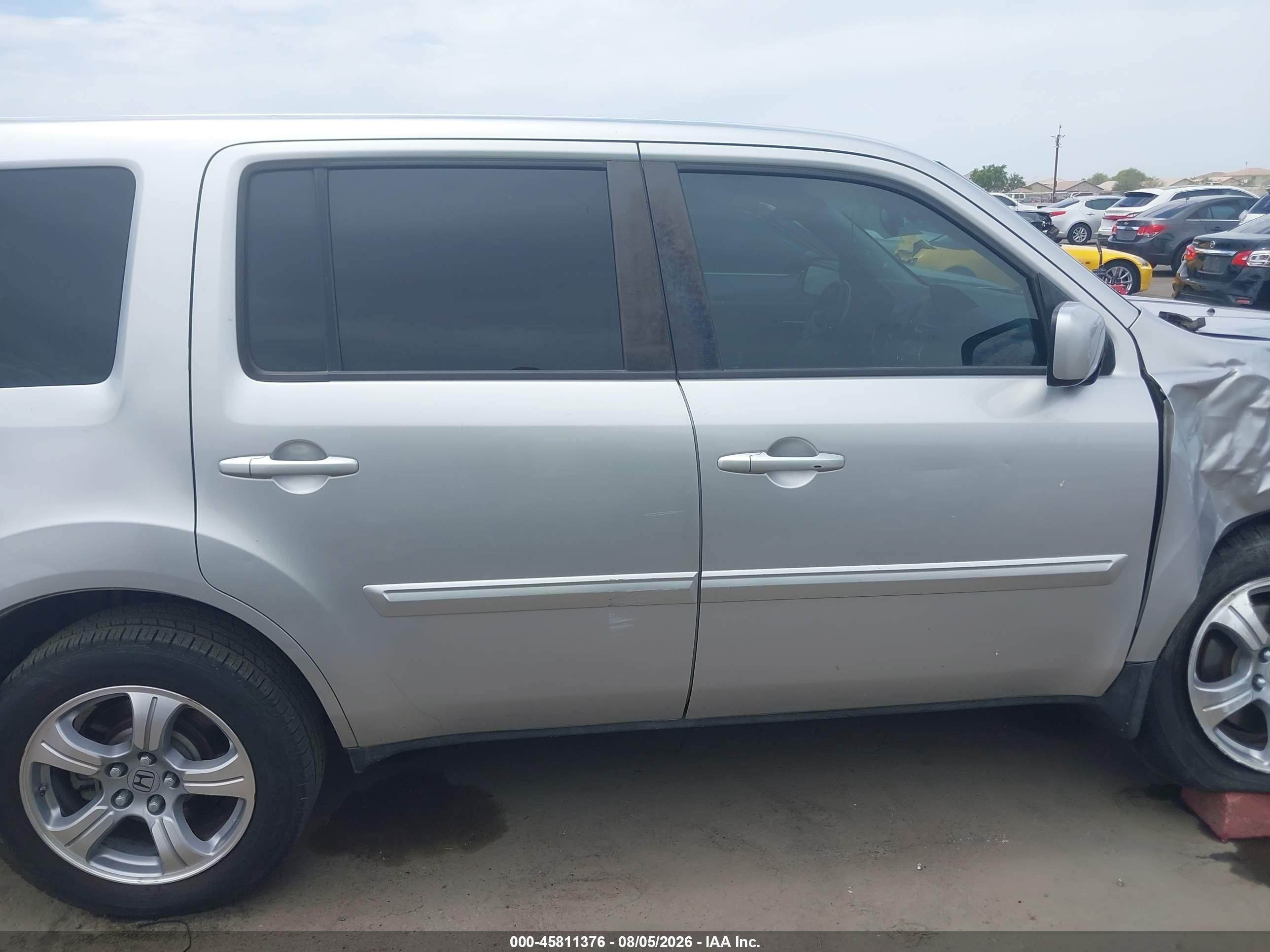 2014 Honda Pilot Ex-l Silver vin: 5FNYF4H55EB024148