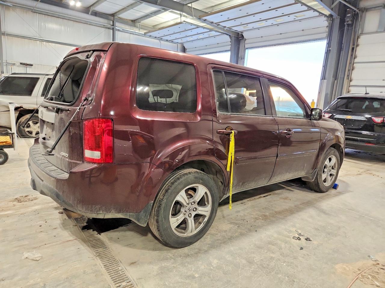 2015 Honda Pilot Exl Maroon vin: 5FNYF4H55FB025981