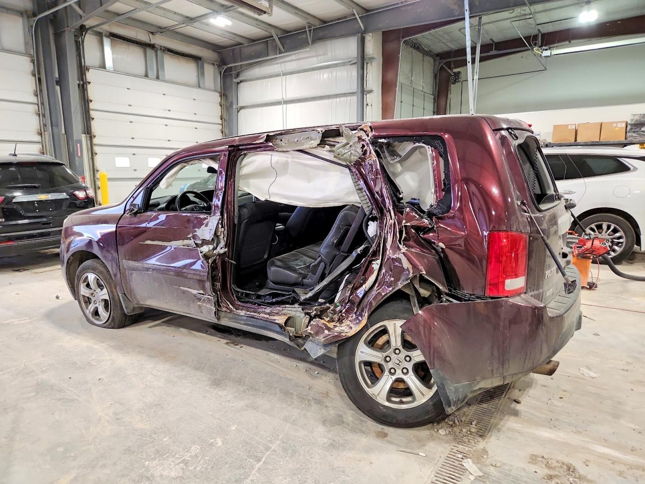 2015 Honda Pilot Exl Maroon vin: 5FNYF4H55FB025981
