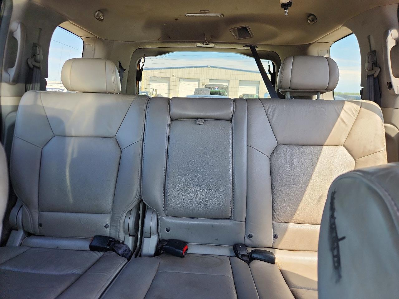 2010 Honda Pilot Exl Gray vin: 5FNYF4H56AB008406