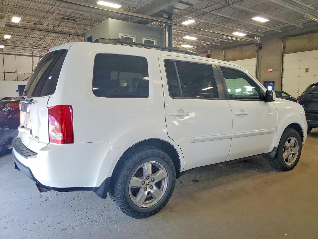 2011 Honda Pilot Exl White vin: 5FNYF4H56BB026633