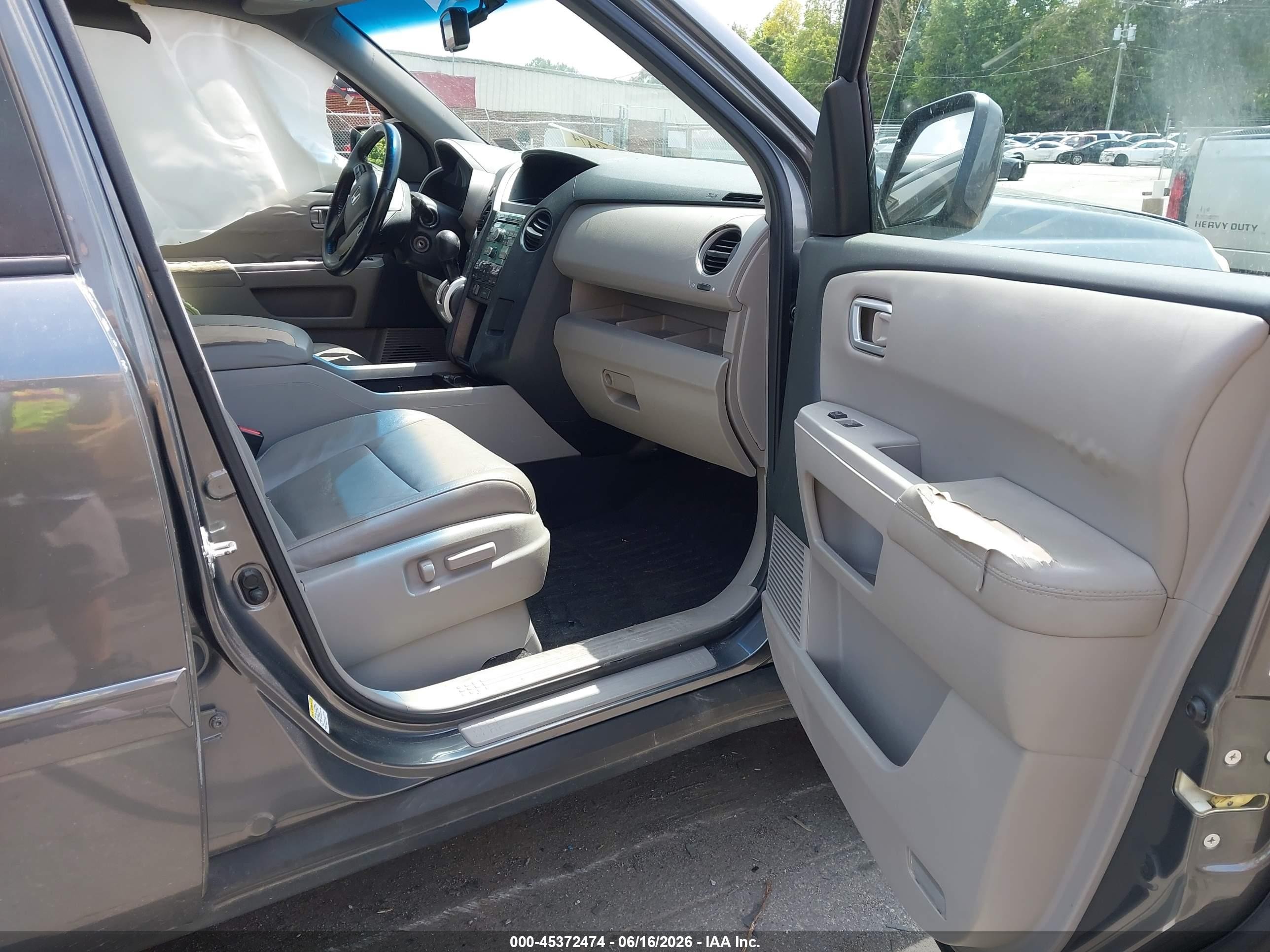 2011 Honda Pilot Ex-l Gray vin: 5FNYF4H56BB032786
