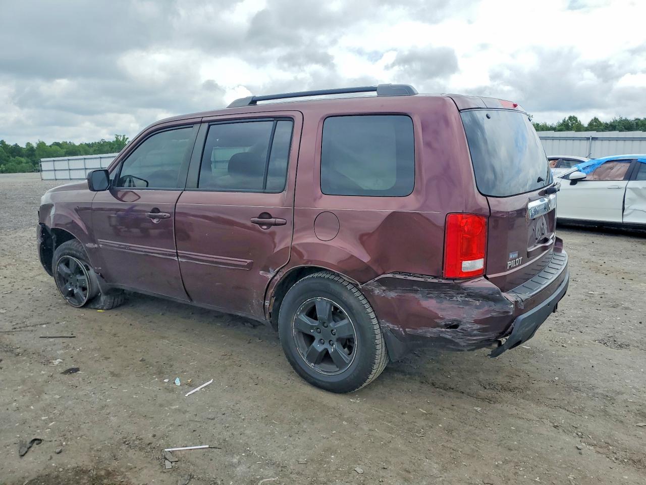 2011 Honda Pilot Exl Burgundy vin: 5FNYF4H56BB038815