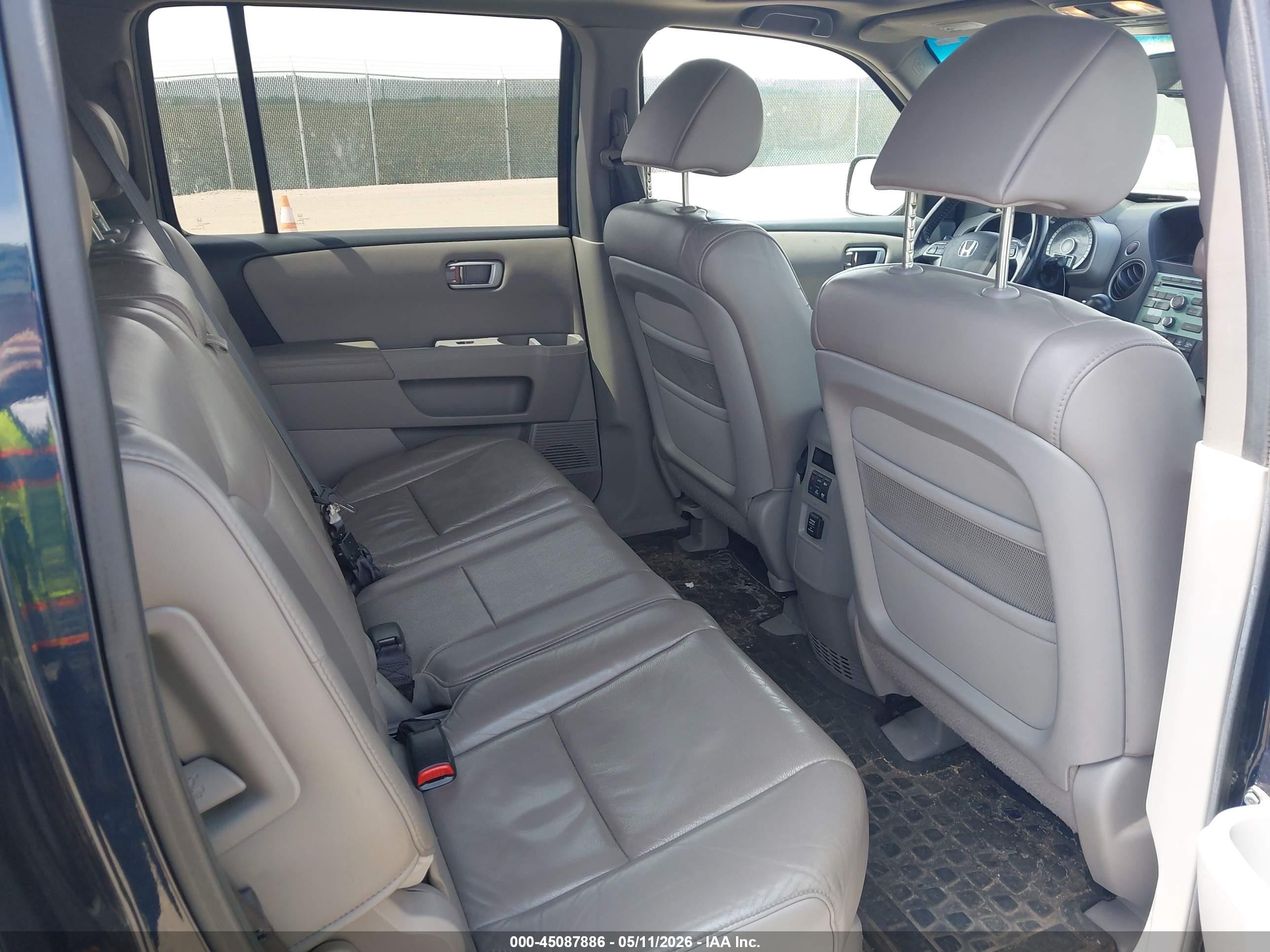 2011 Honda Pilot Ex-l Blue vin: 5FNYF4H56BB072432
