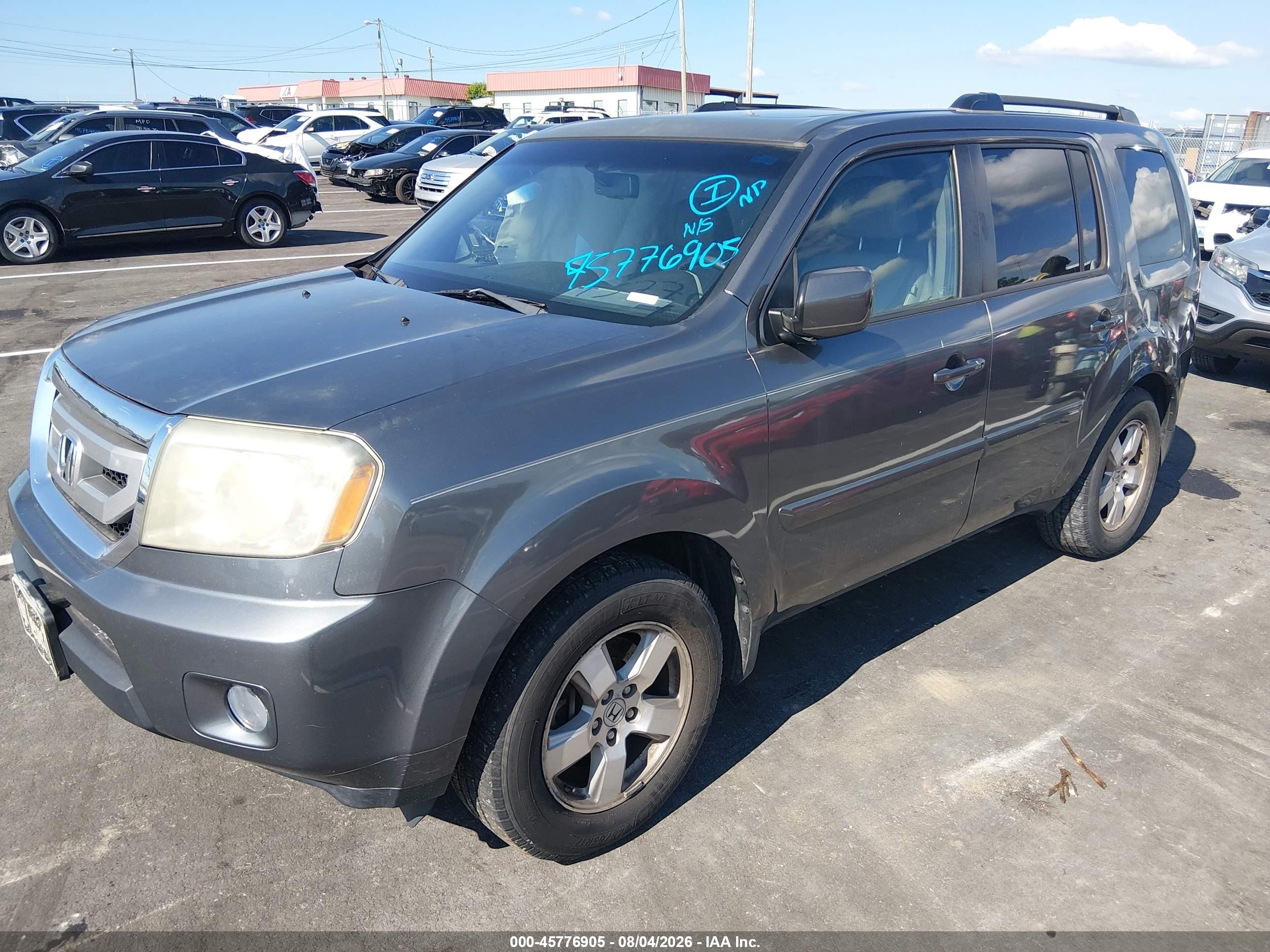 2011 Honda Pilot Ex-l Silver vin: 5FNYF4H56BB083804