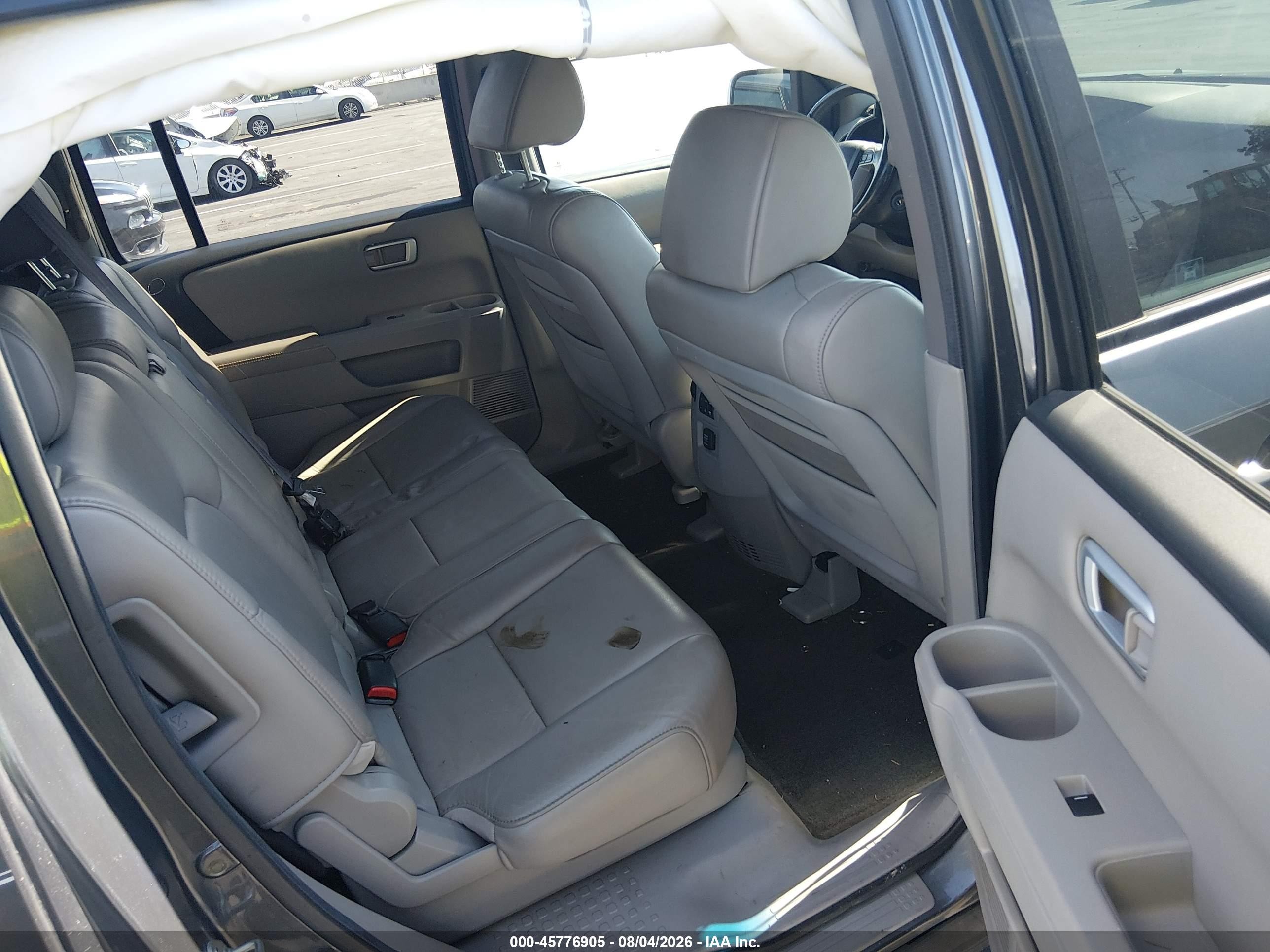 2011 Honda Pilot Ex-l Silver vin: 5FNYF4H56BB083804