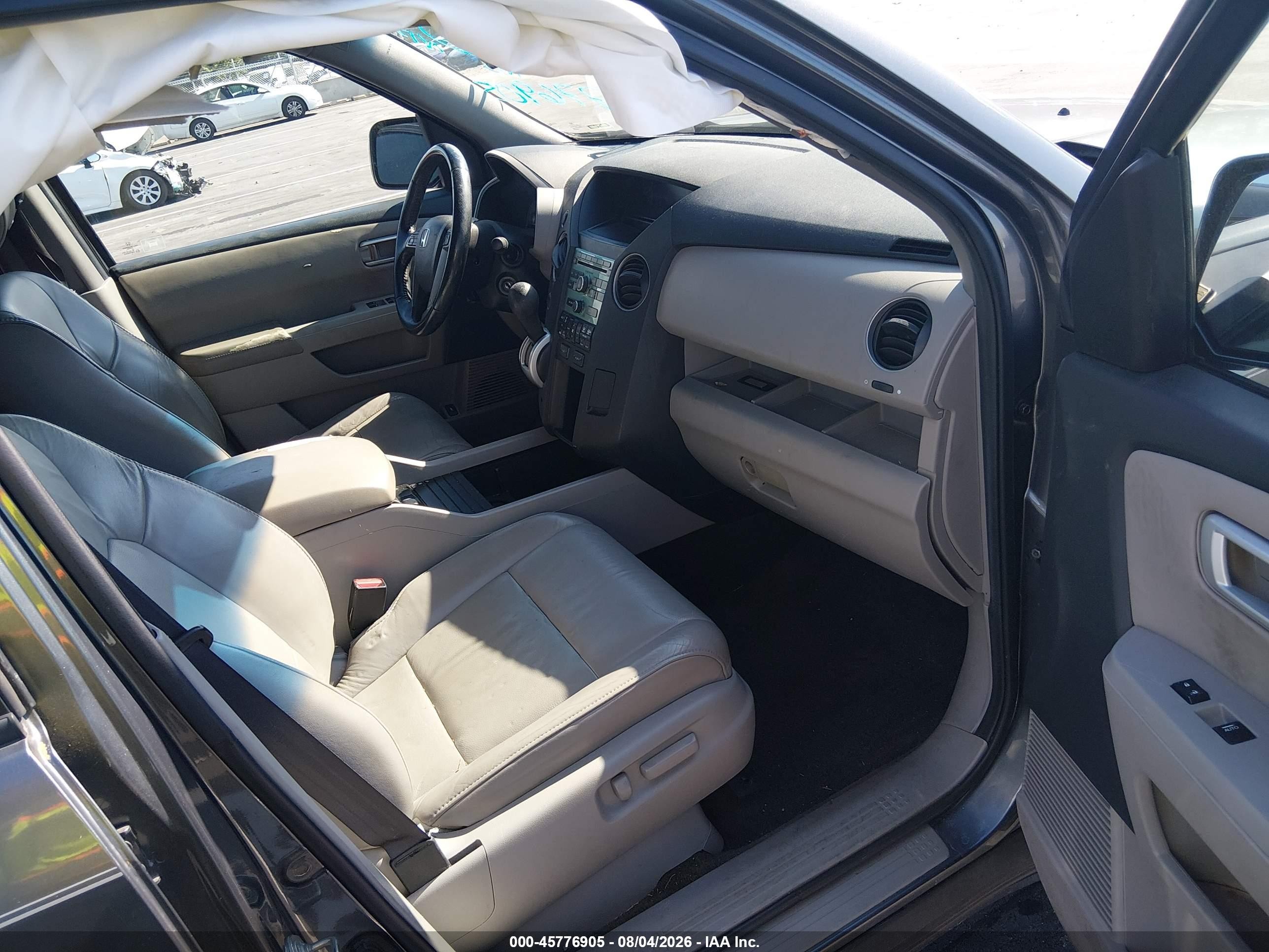 2011 Honda Pilot Ex-l Silver vin: 5FNYF4H56BB083804