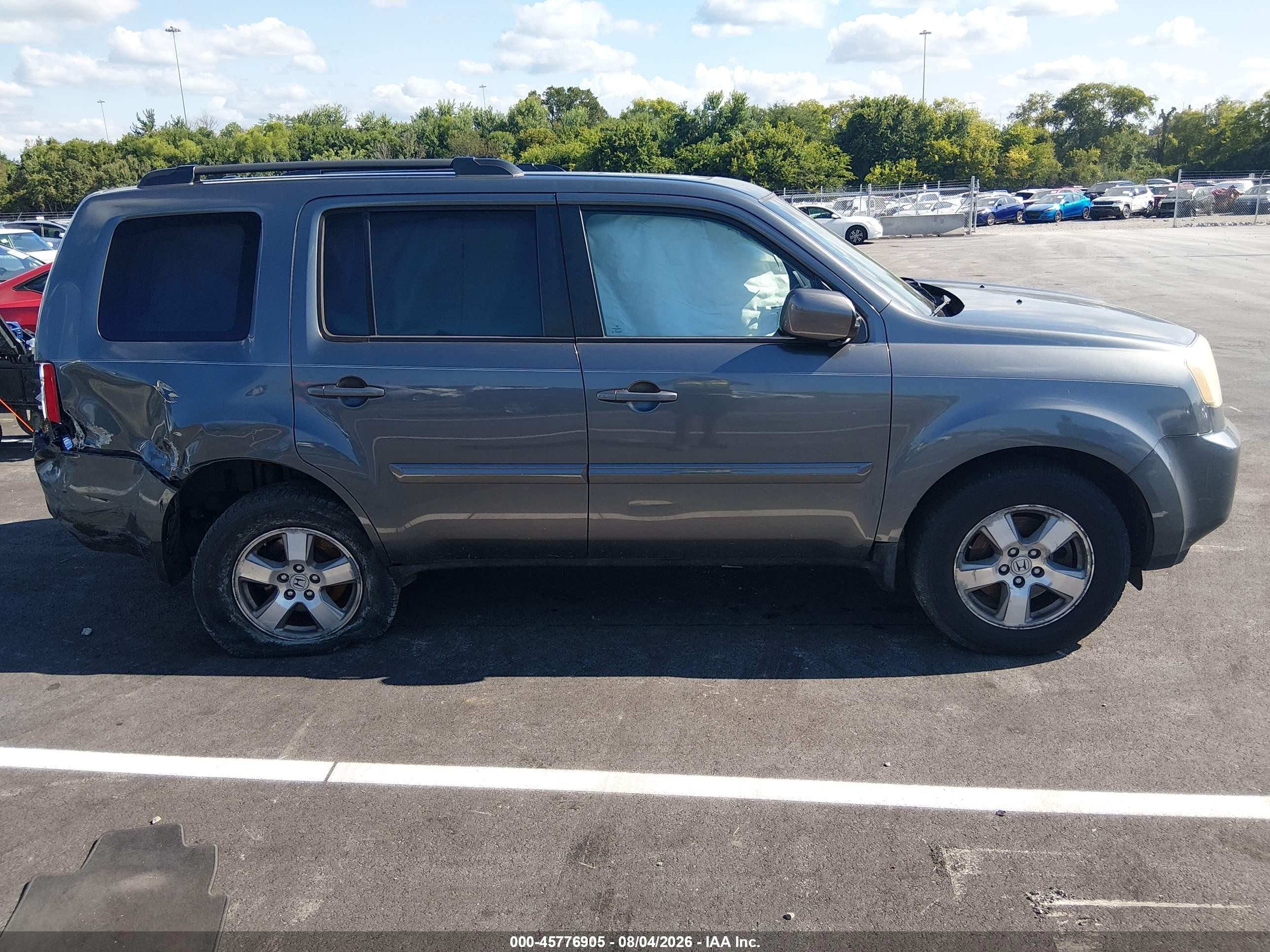 2011 Honda Pilot Ex-l Silver vin: 5FNYF4H56BB083804