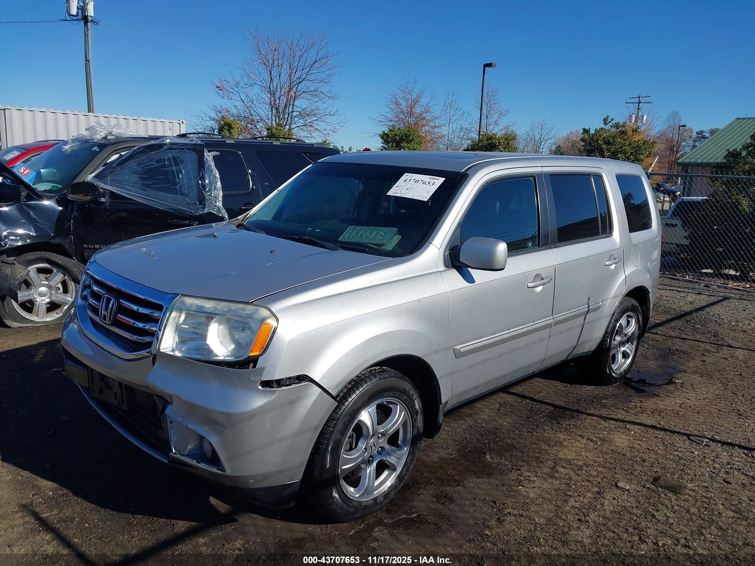 2012 Honda Pilot Ex-l Silver vin: 5FNYF4H56CB043515