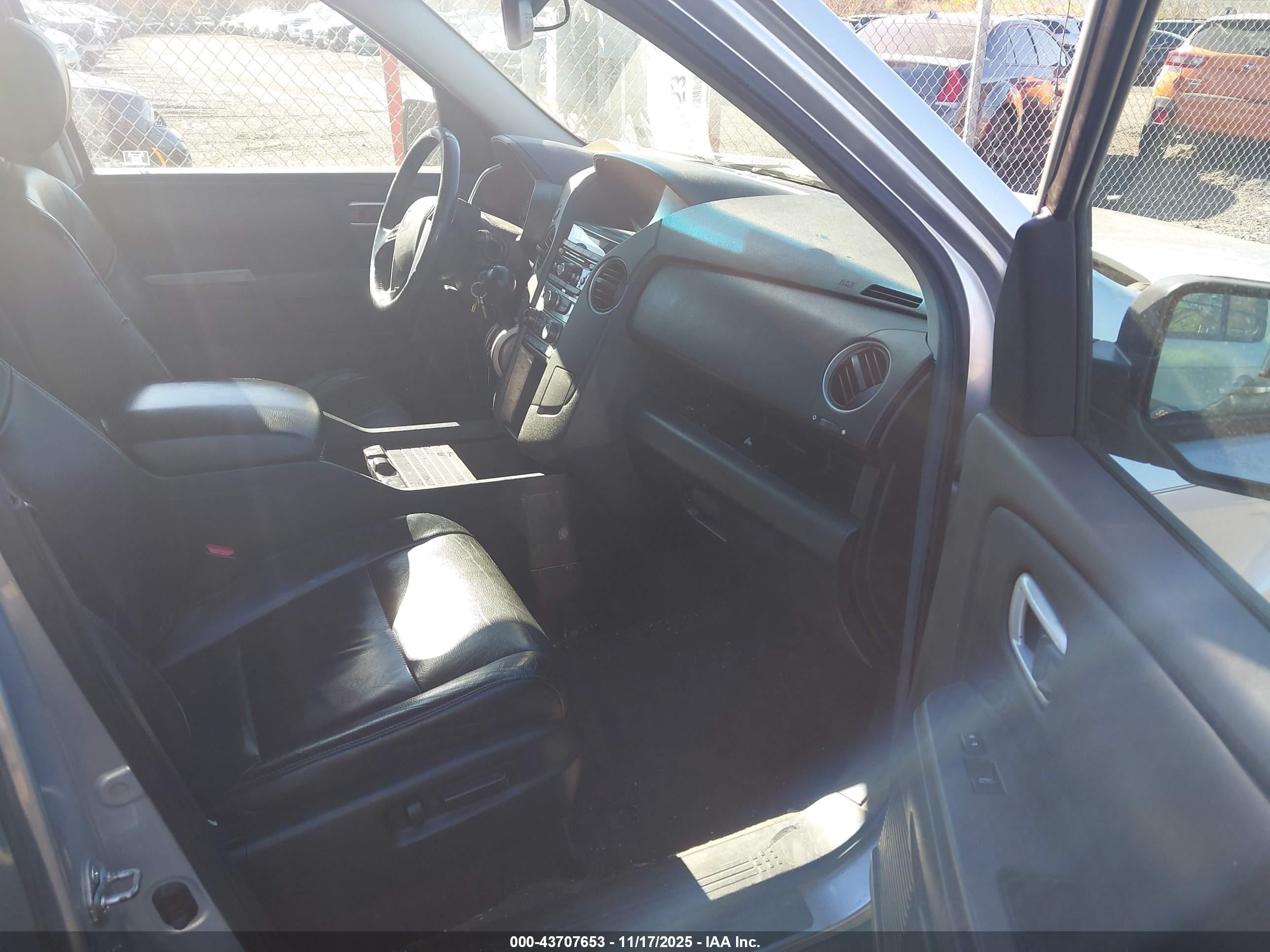 2012 Honda Pilot Ex-l Silver vin: 5FNYF4H56CB043515