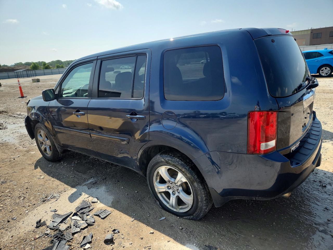 2012 Honda Pilot Exl Blue vin: 5FNYF4H56CB045037