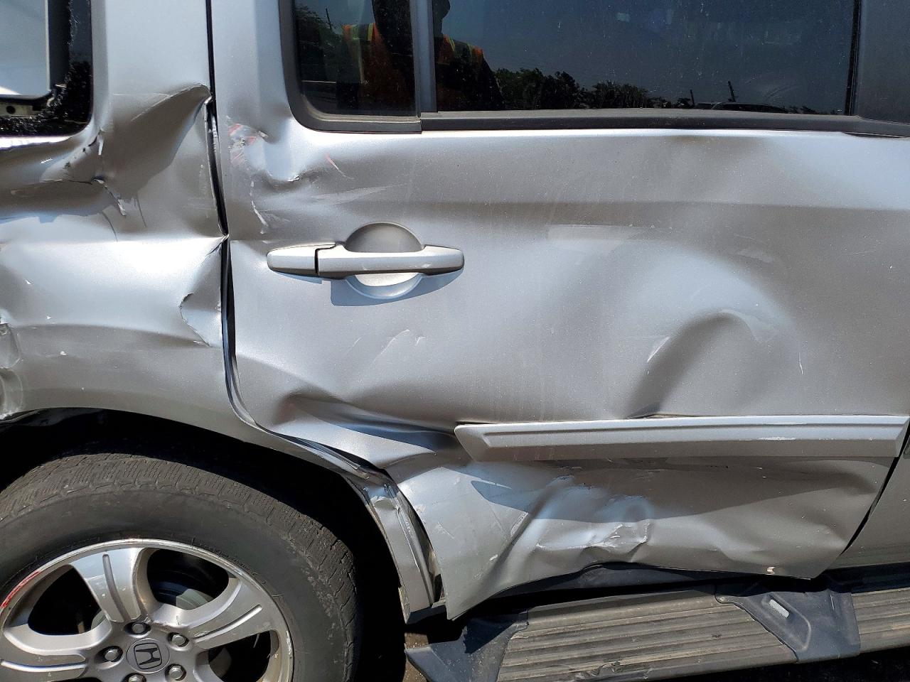 2013 Honda Pilot Exl Серебряный vin: 5FNYF4H56DB032497