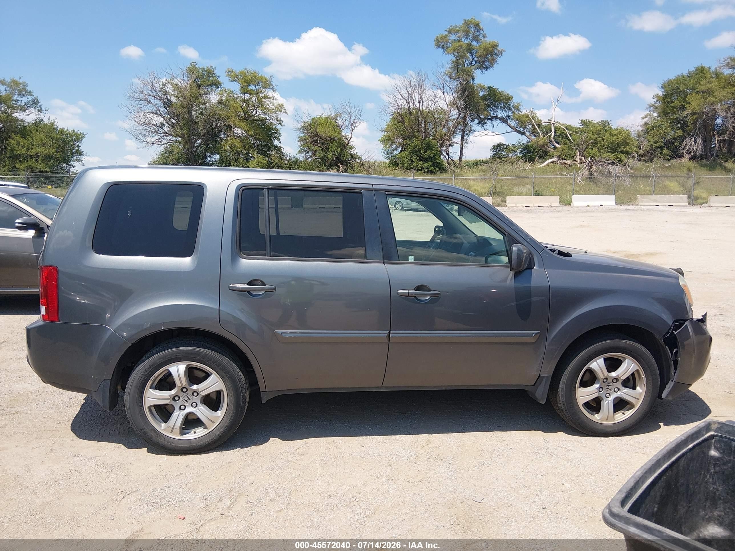 2013 Honda Pilot Ex-l Gray vin: 5FNYF4H56DB051096