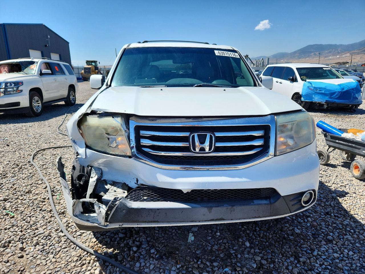 2015 Honda Pilot Exl White vin: 5FNYF4H56FB018683