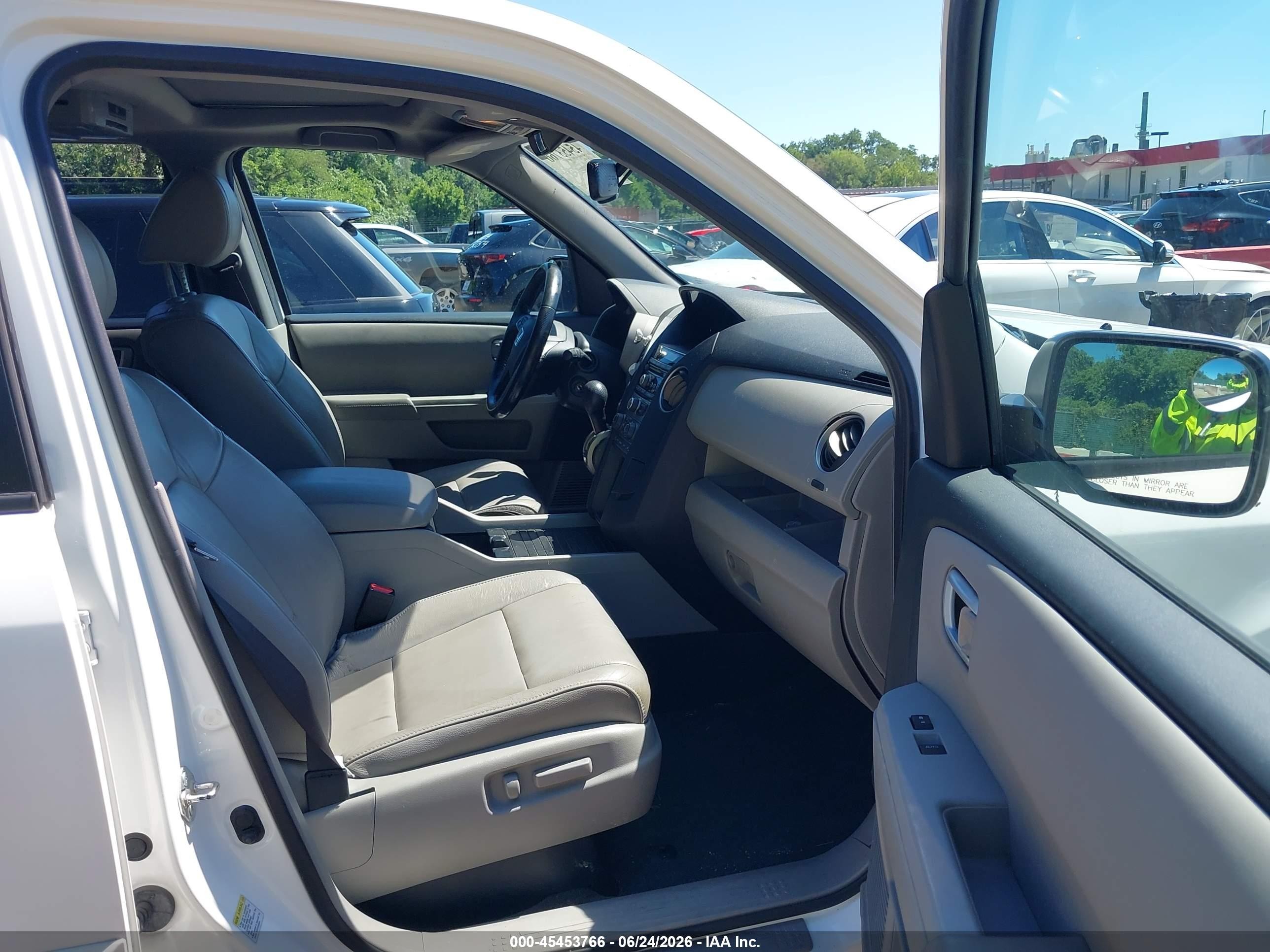 2015 Honda Pilot Ex-l Белый vin: 5FNYF4H56FB050193