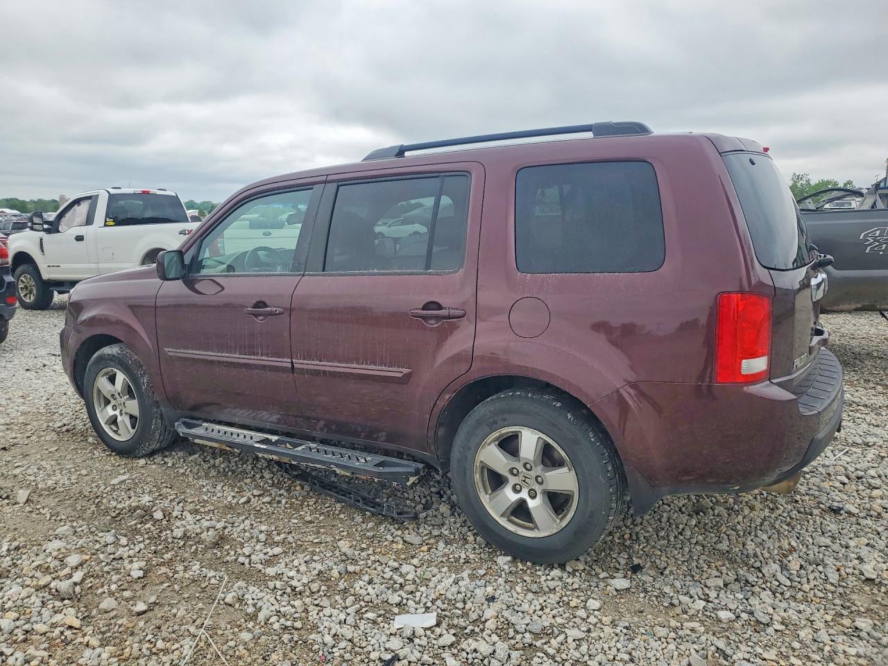 2011 Honda Pilot Exl Burgundy vin: 5FNYF4H57BB026382