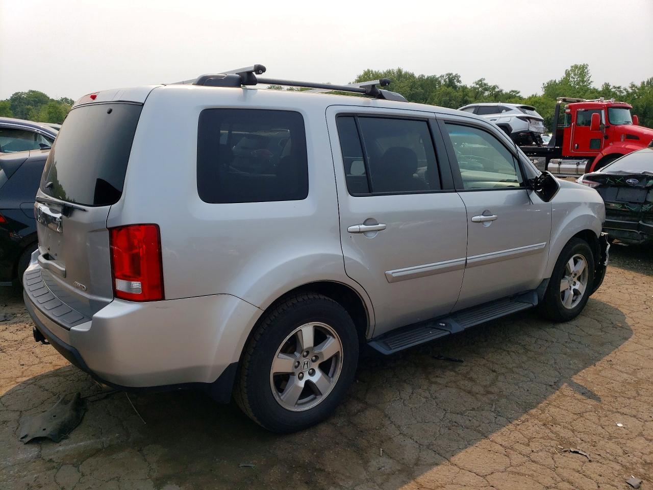 2011 Honda Pilot Exl Silver vin: 5FNYF4H57BB046468