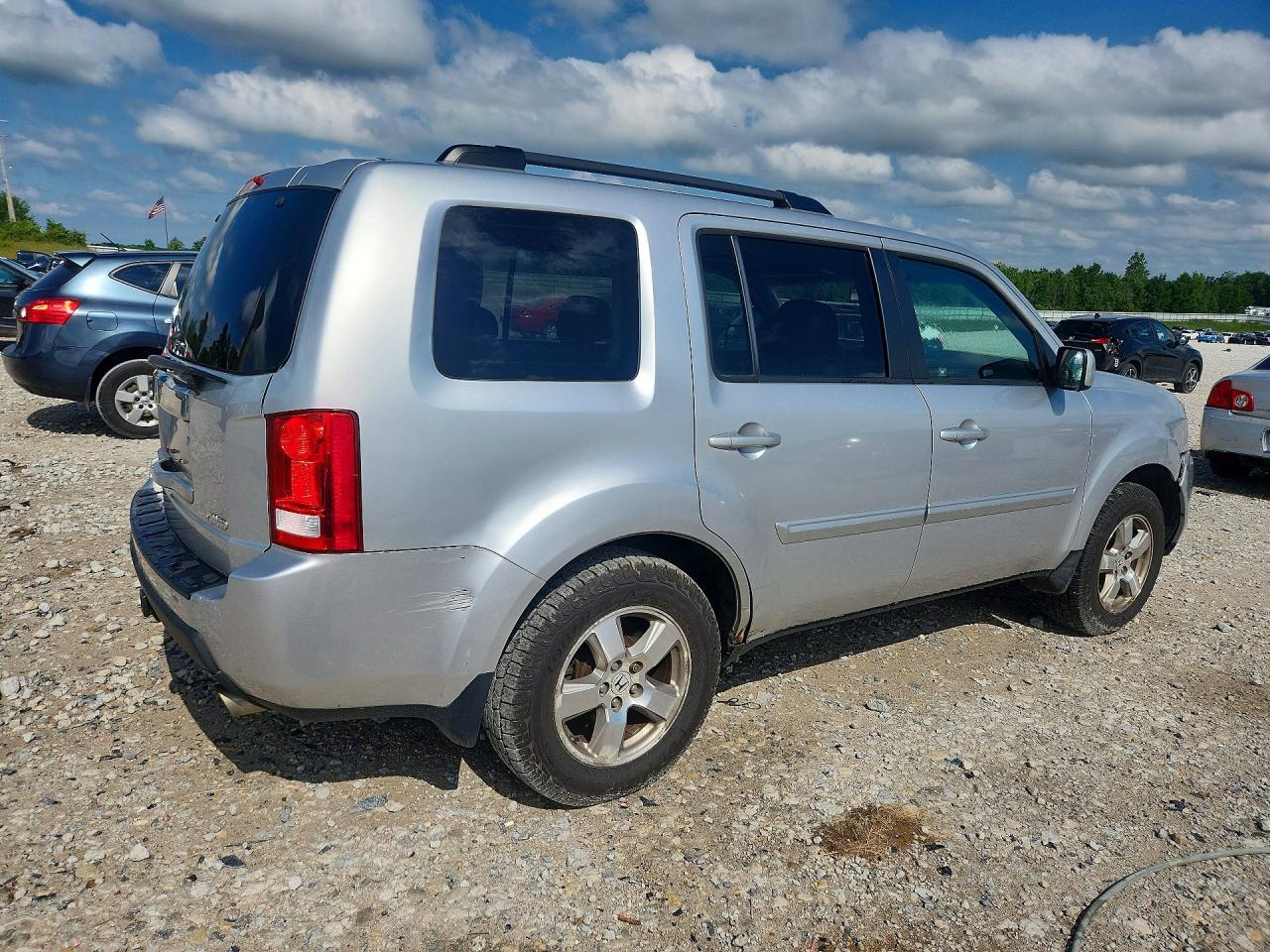 2011 Honda Pilot Exl Silver vin: 5FNYF4H57BB061813