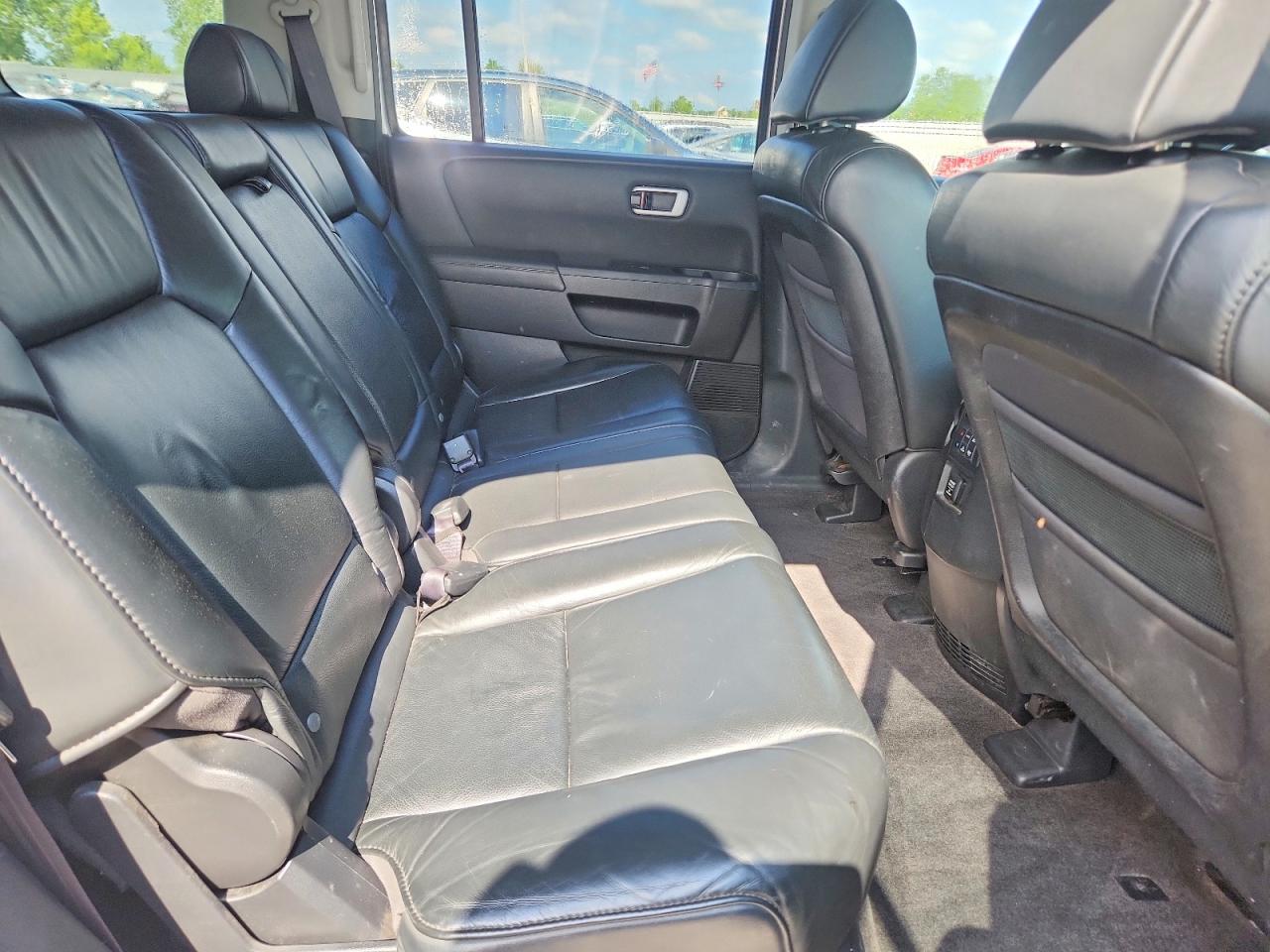 2011 Honda Pilot Exl Silver vin: 5FNYF4H57BB061813