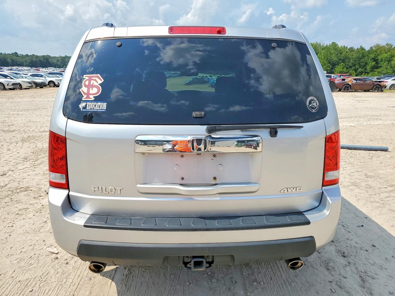 2011 Honda Pilot Exl Silver vin: 5FNYF4H57BB075937
