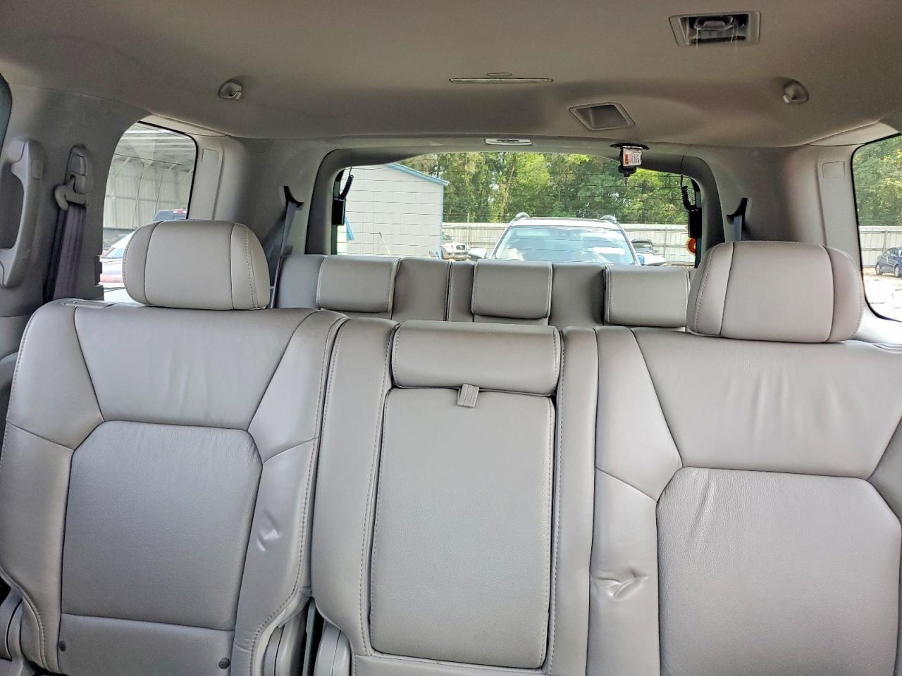 2011 Honda Pilot Exl Silver vin: 5FNYF4H57BB075937