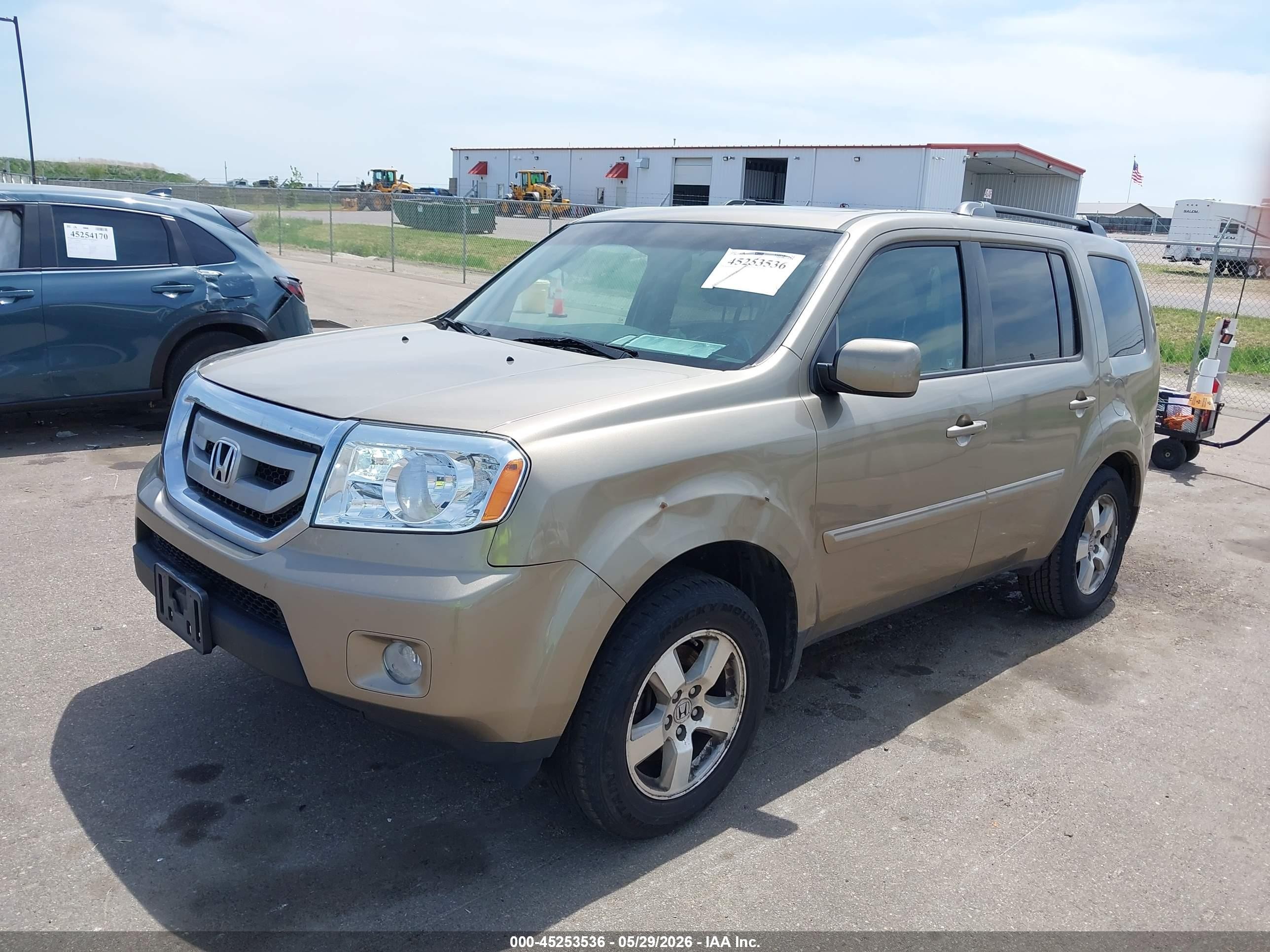 2011 Honda Pilot Ex-l Gold vin: 5FNYF4H57BB079454