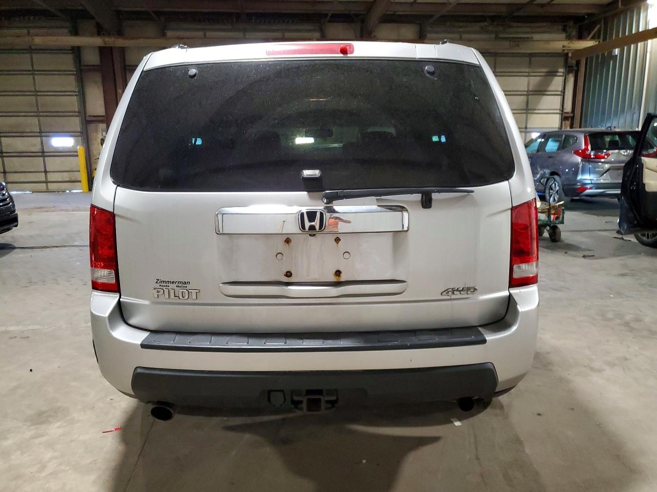 2011 Honda Pilot Exl Серебряный vin: 5FNYF4H57BB080409