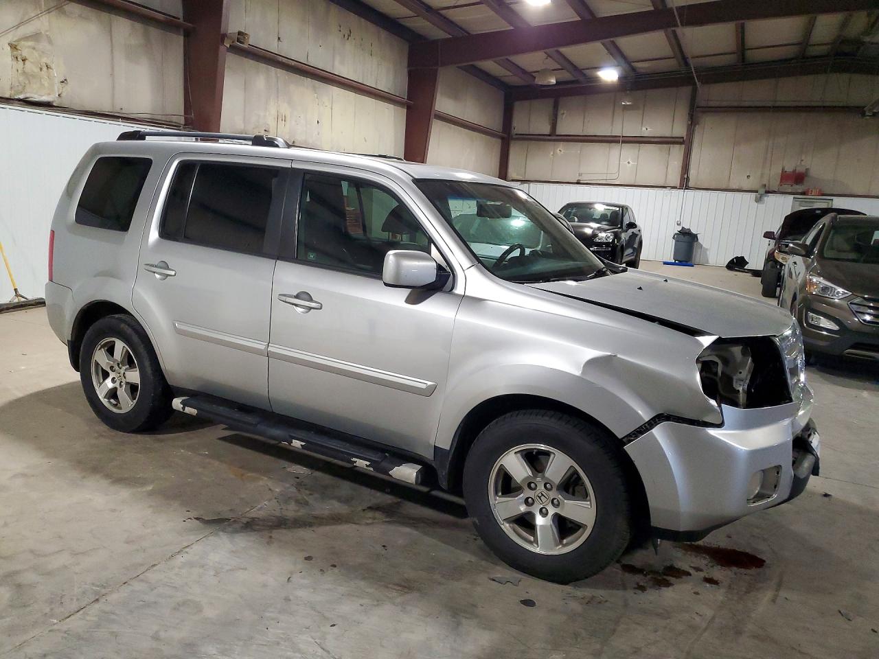 2011 Honda Pilot Exl Серебряный vin: 5FNYF4H57BB080409