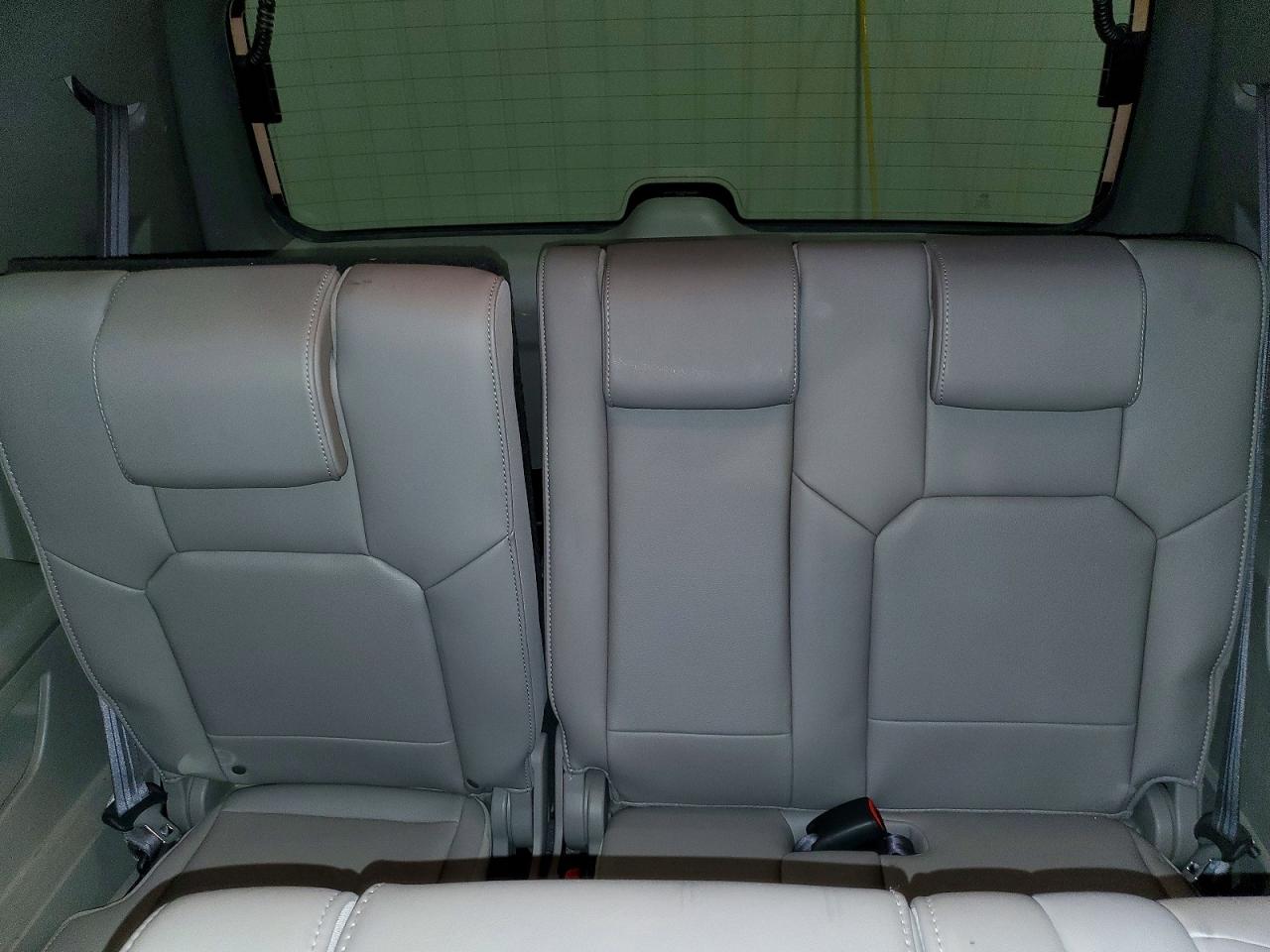2011 Honda Pilot Exl Серебряный vin: 5FNYF4H57BB080409
