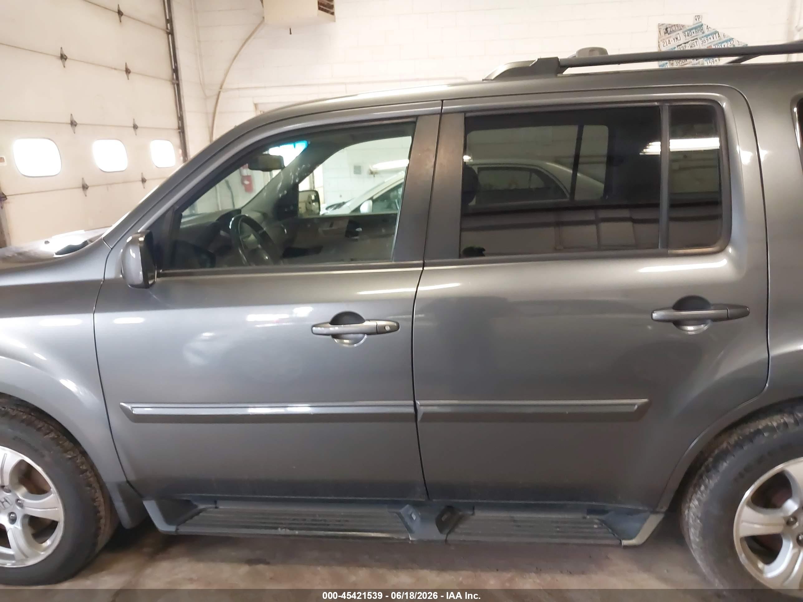 2012 Honda Pilot Ex-l Silver vin: 5FNYF4H57CB035133