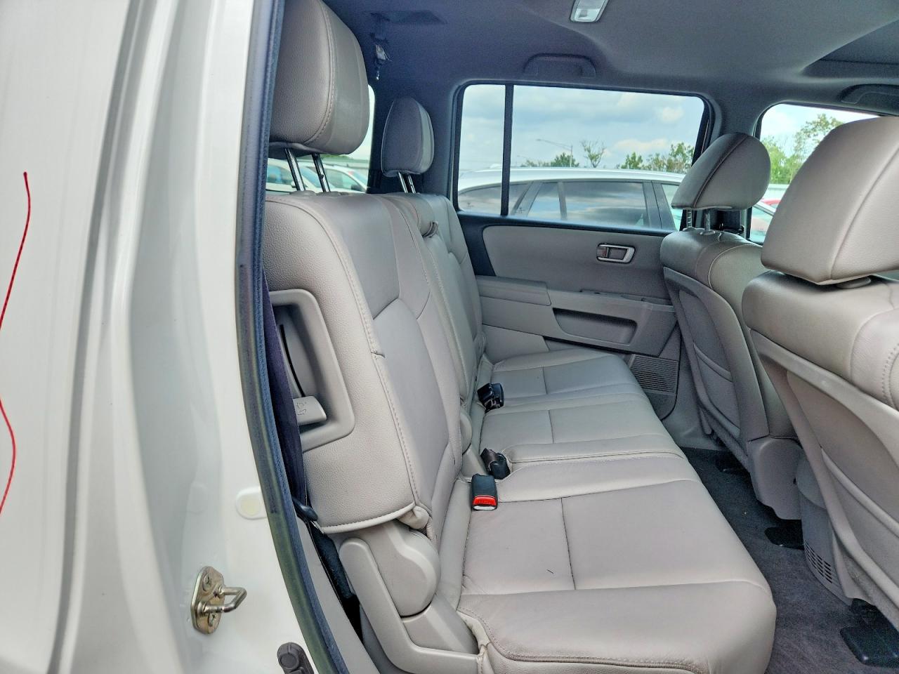2012 Honda Pilot Exl Белый vin: 5FNYF4H57CB062302