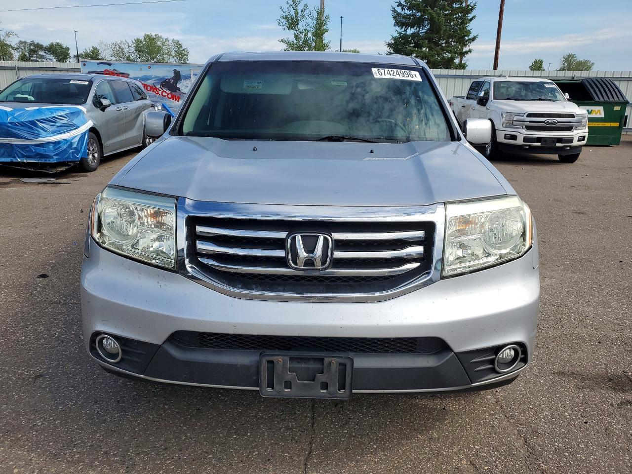 2013 Honda Pilot Серебряный vin: 5FNYF4H57DB046263
