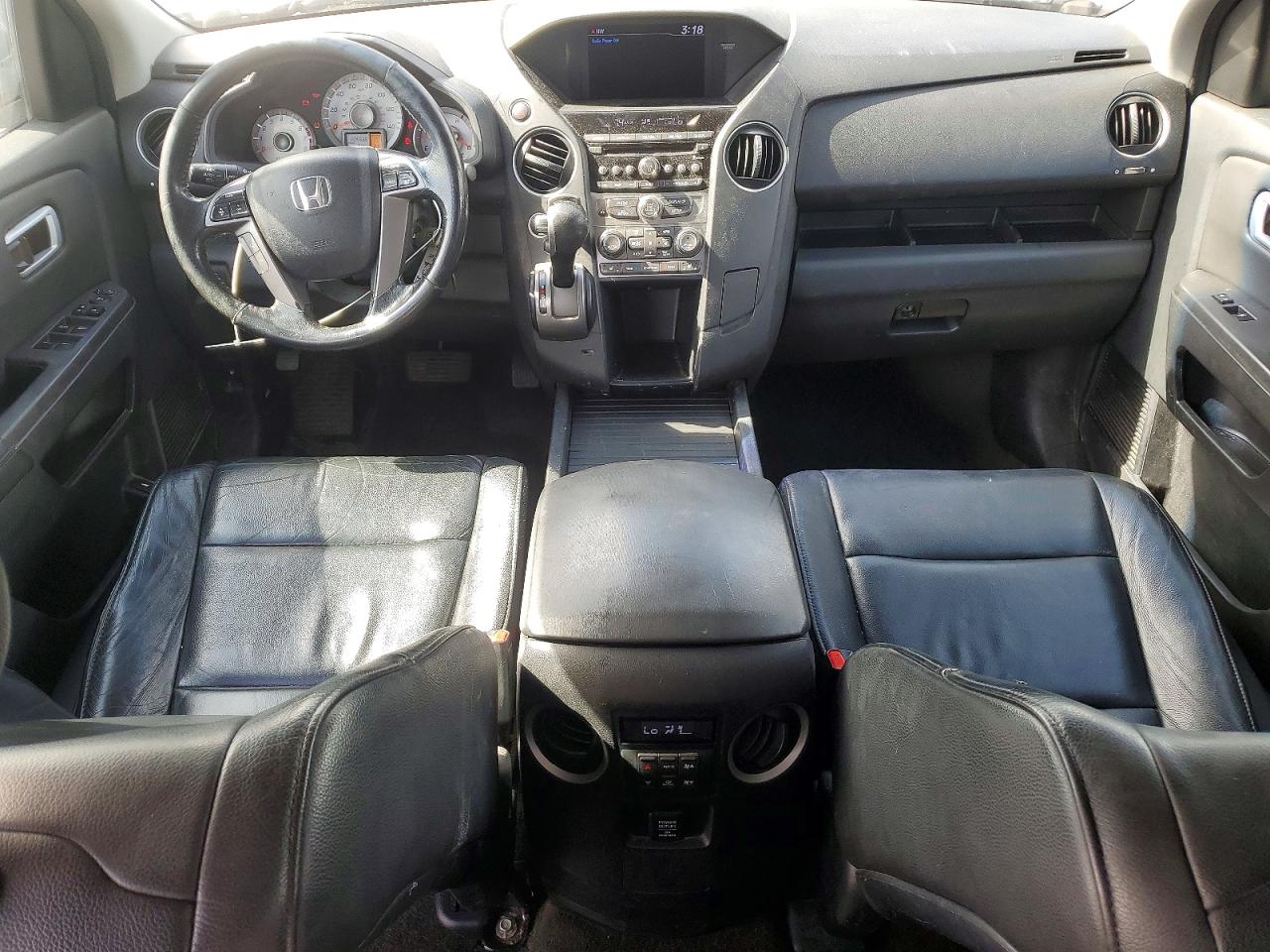 2013 Honda Pilot Серебряный vin: 5FNYF4H57DB046263