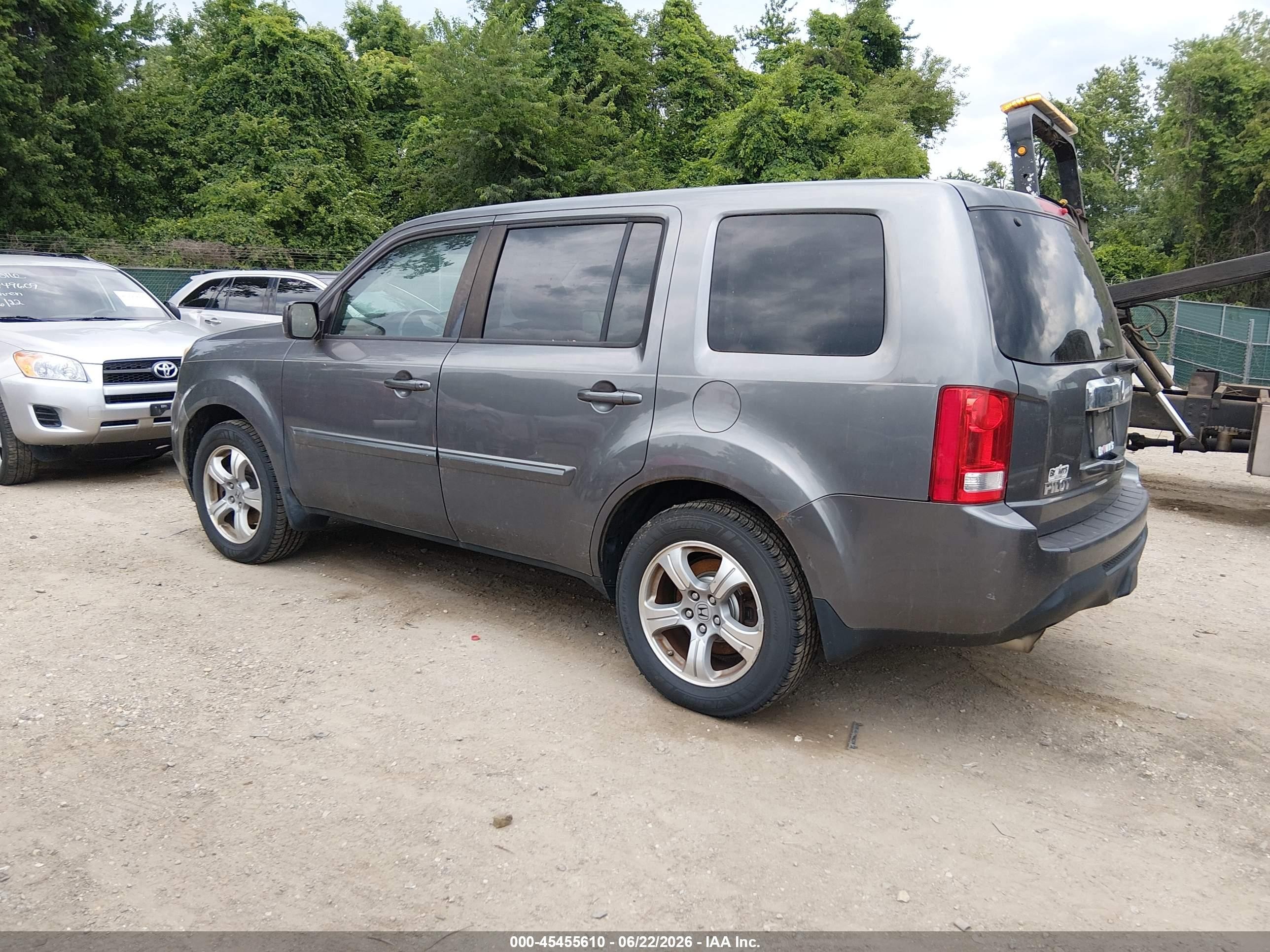 2013 Honda Pilot Ex-l Gray vin: 5FNYF4H57DB072703