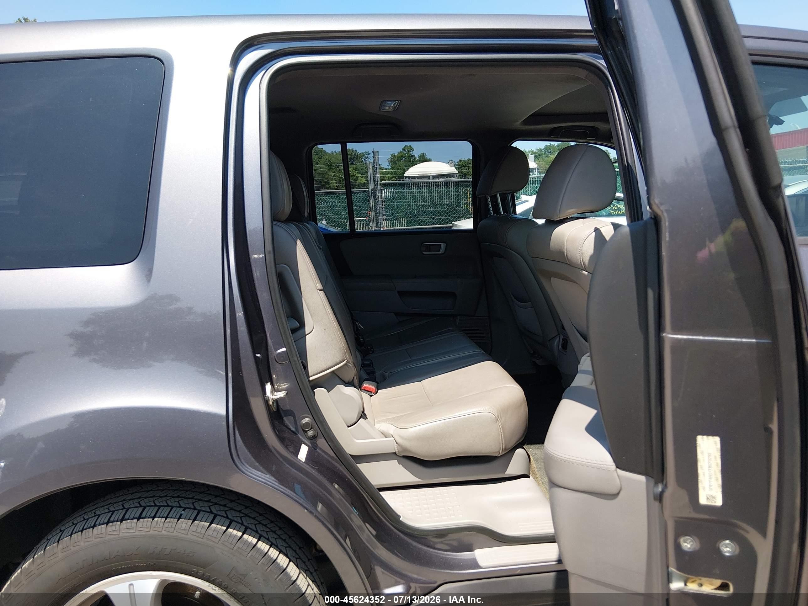2014 Honda Pilot Ex-l Gray vin: 5FNYF4H57EB029299