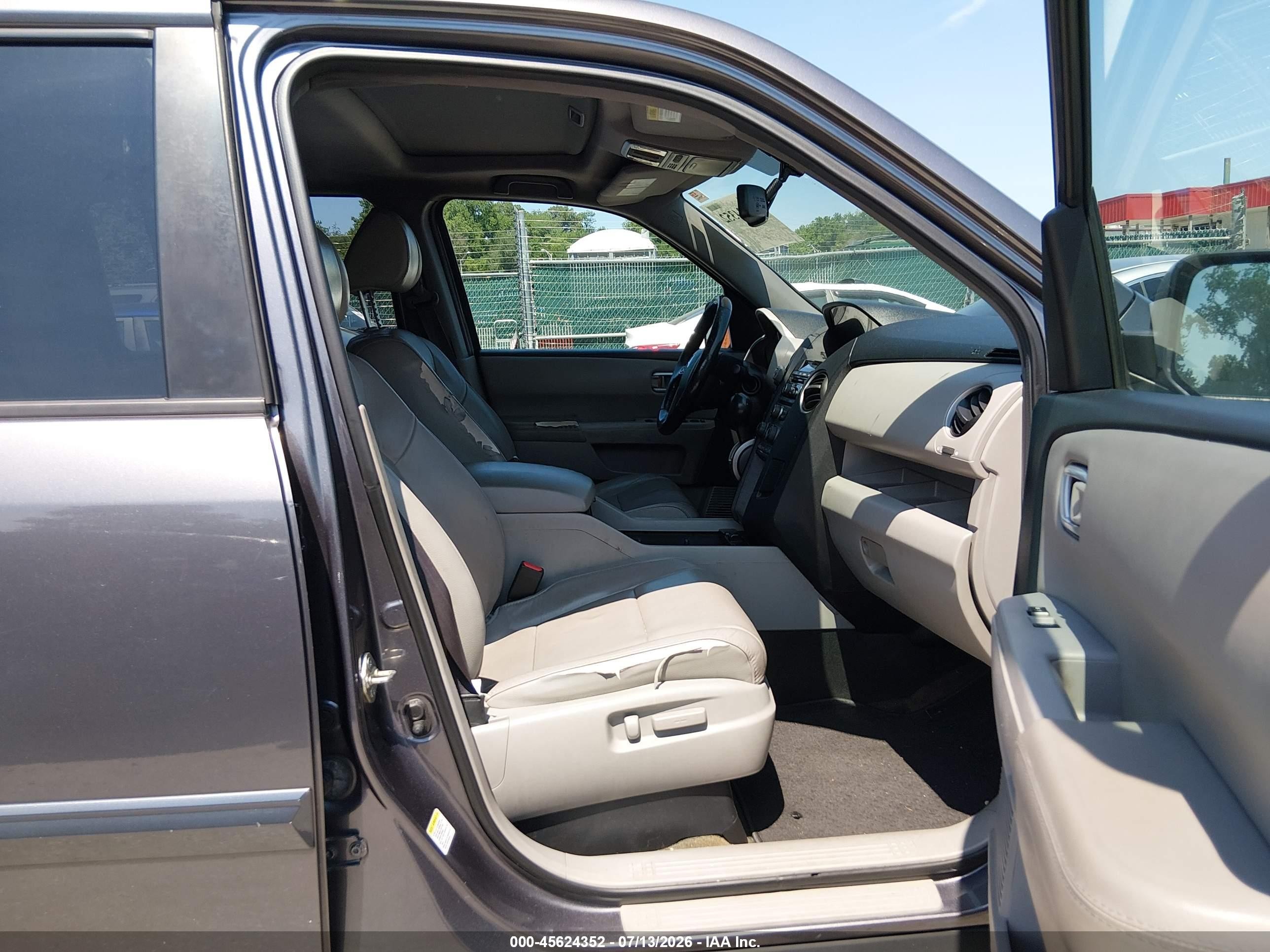 2014 Honda Pilot Ex-l Gray vin: 5FNYF4H57EB029299