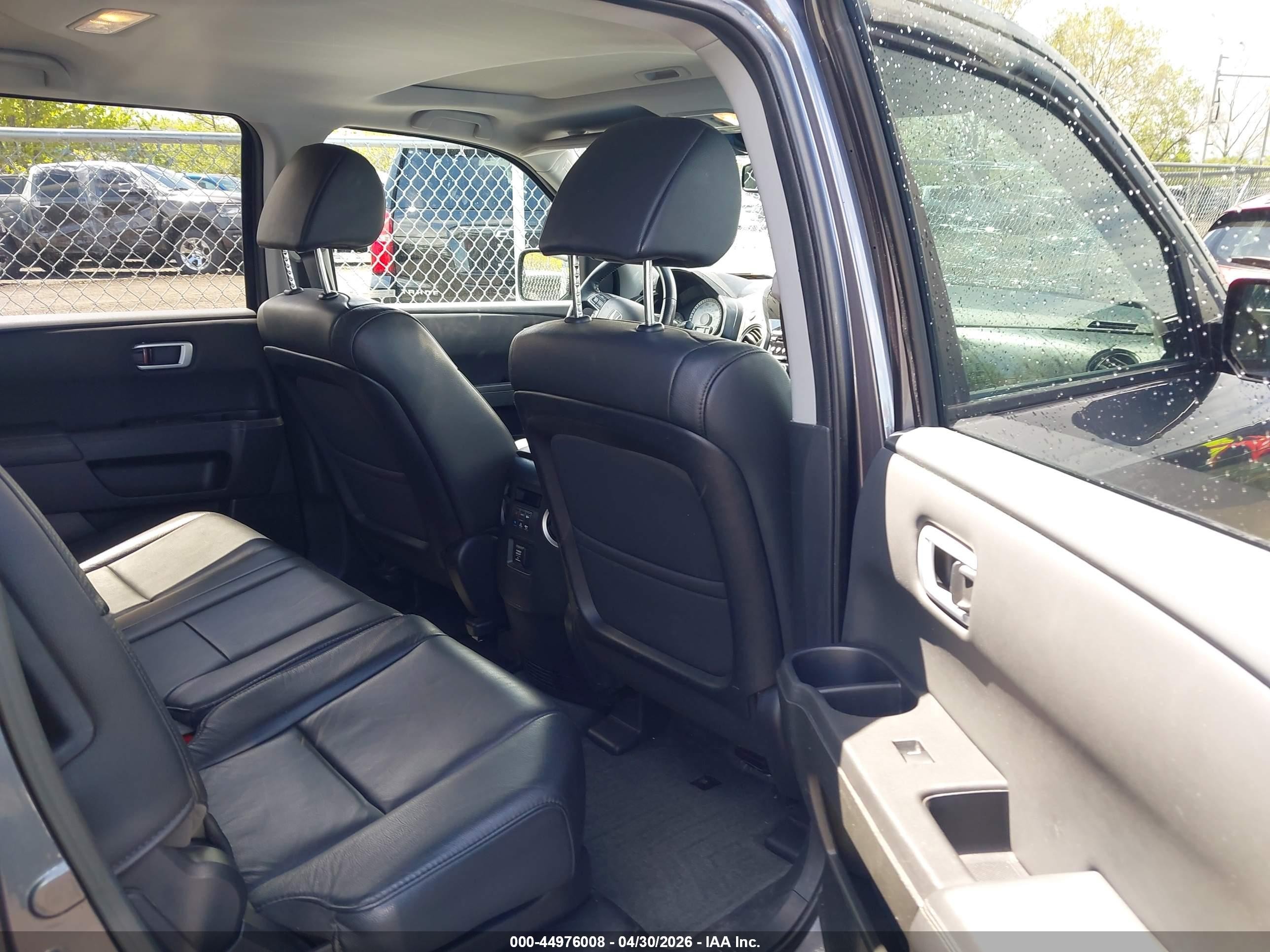 2014 Honda Pilot Ex-l Gray vin: 5FNYF4H57EB043607
