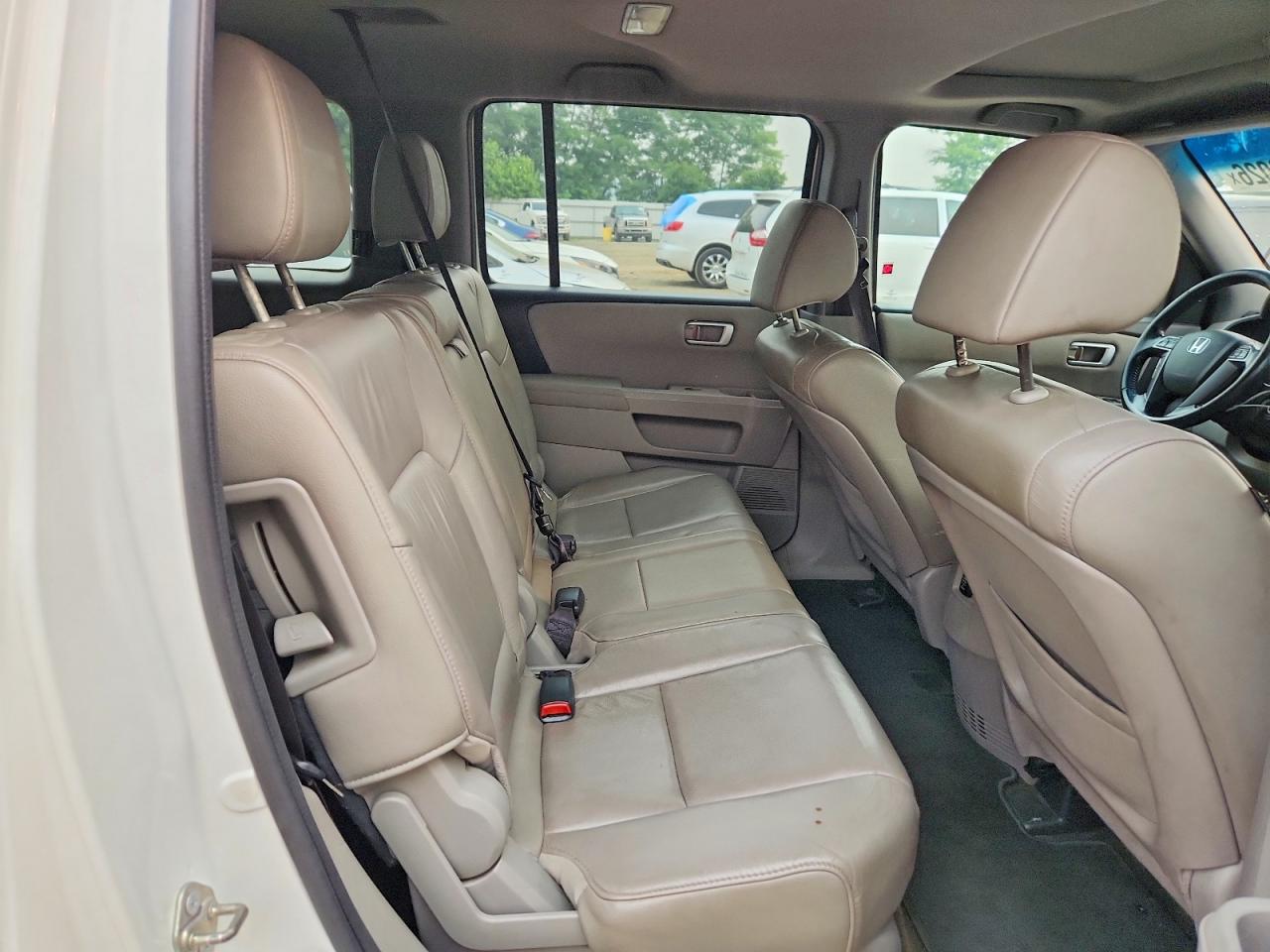 2015 Honda Pilot Exl Белый vin: 5FNYF4H57FB015324
