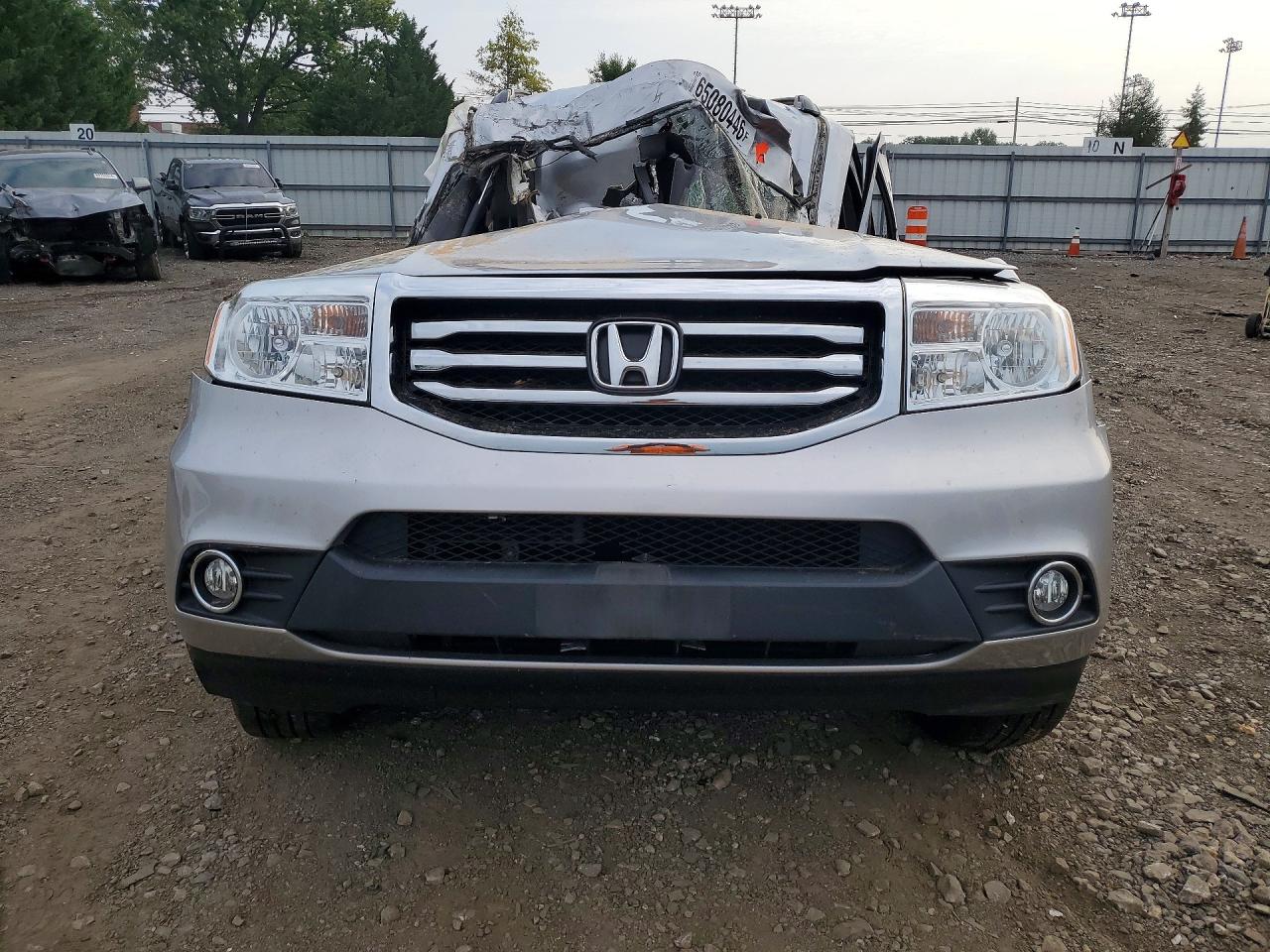 2015 Honda Pilot Exl Silver vin: 5FNYF4H57FB040806