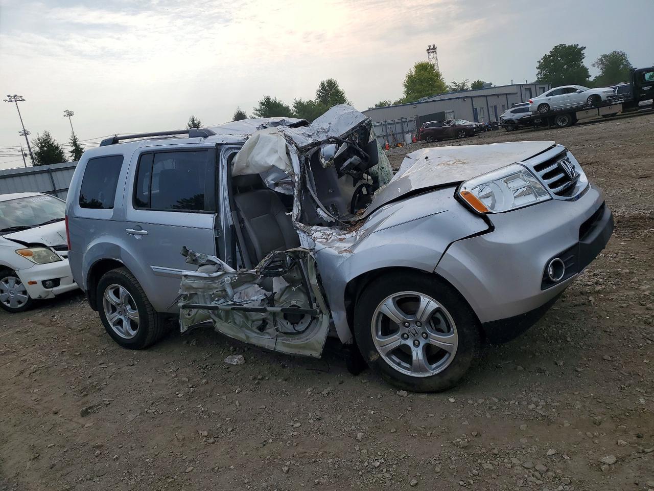 2015 Honda Pilot Exl Silver vin: 5FNYF4H57FB040806