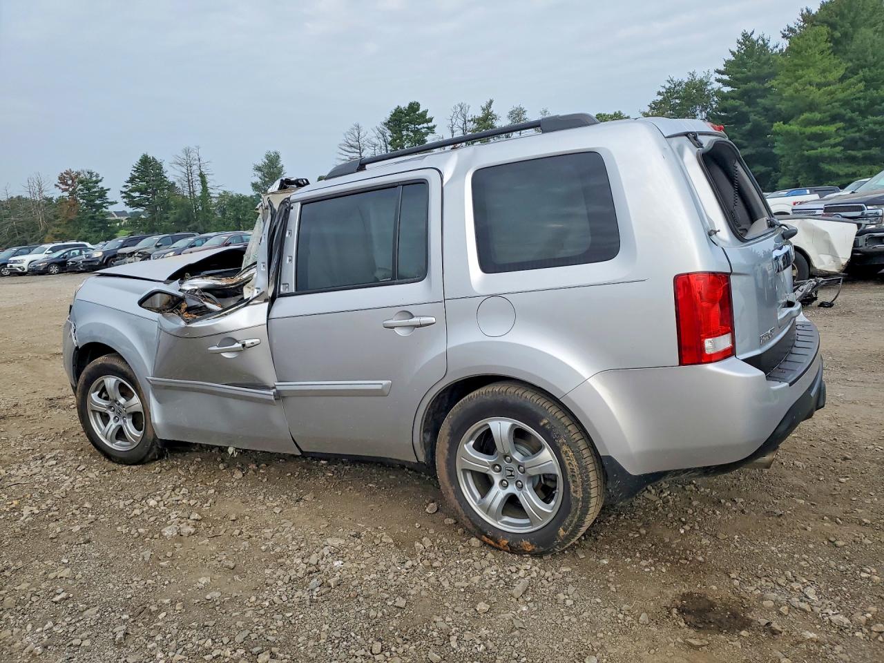 2015 Honda Pilot Exl Silver vin: 5FNYF4H57FB040806