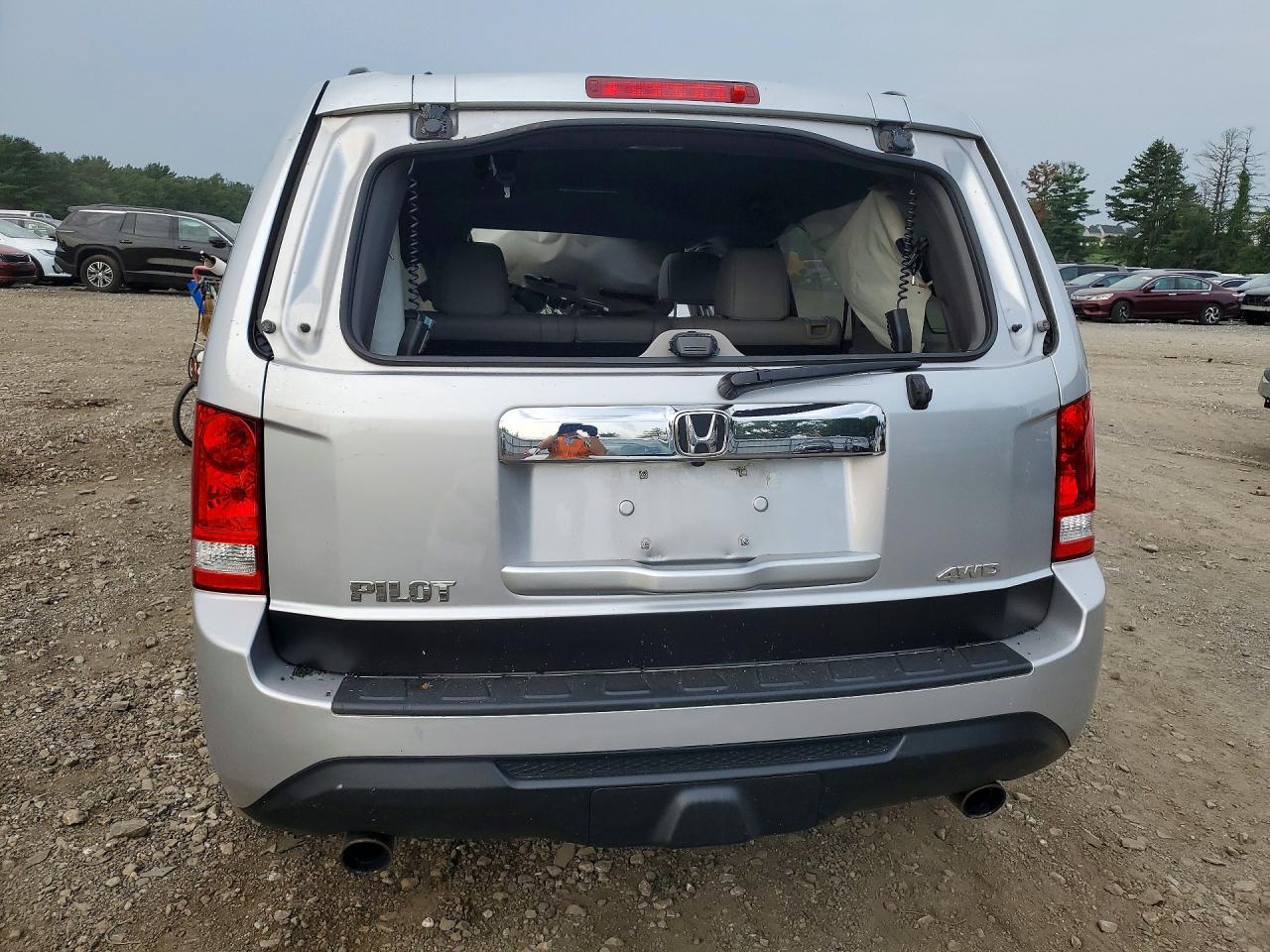2015 Honda Pilot Exl Silver vin: 5FNYF4H57FB040806