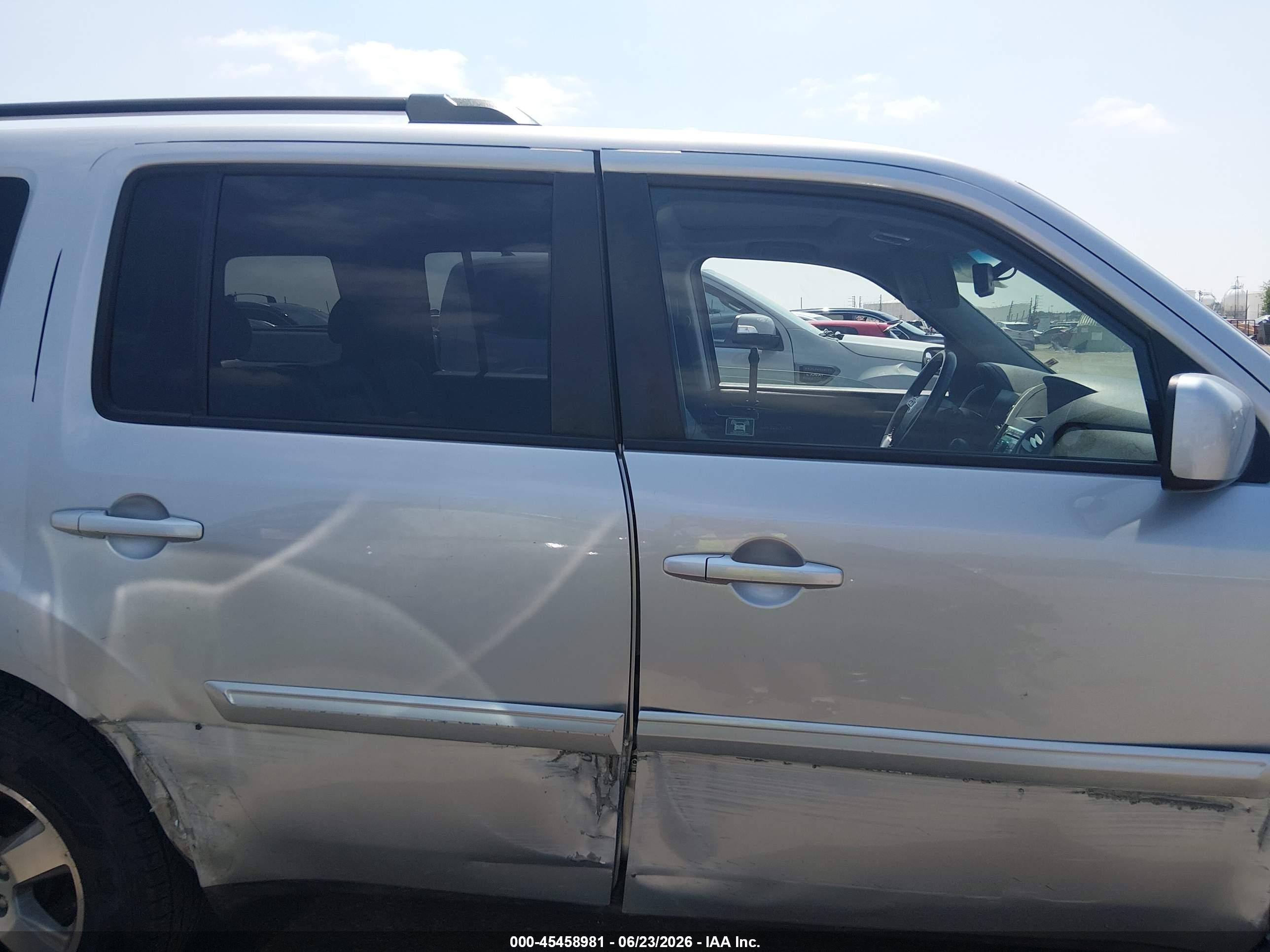 2010 Honda Pilot Ex-l Silver vin: 5FNYF4H58AB027796