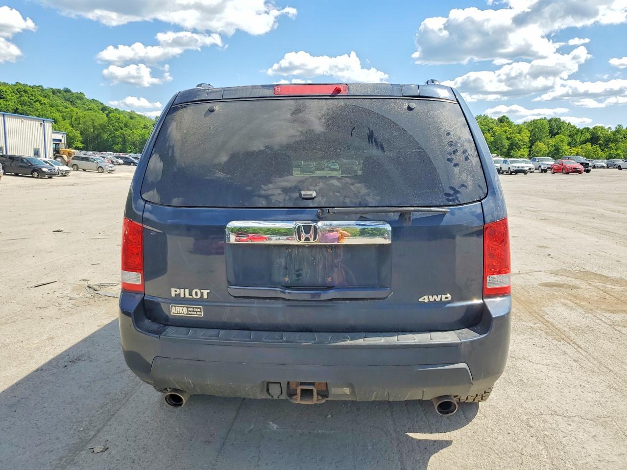2011 Honda Pilot Exl Blue vin: 5FNYF4H58BB058919