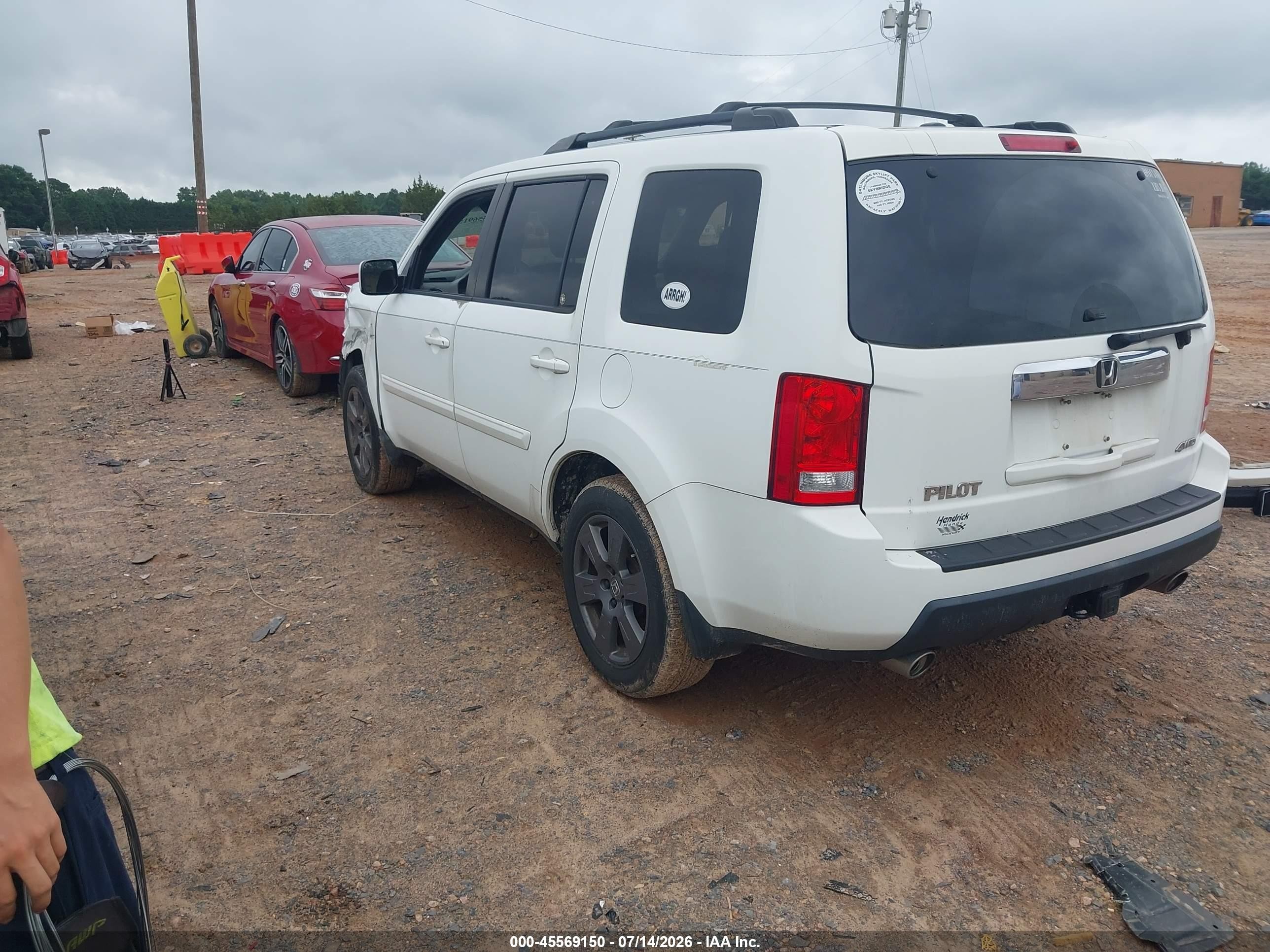 2011 Honda Pilot Ex-l White vin: 5FNYF4H58BB105320