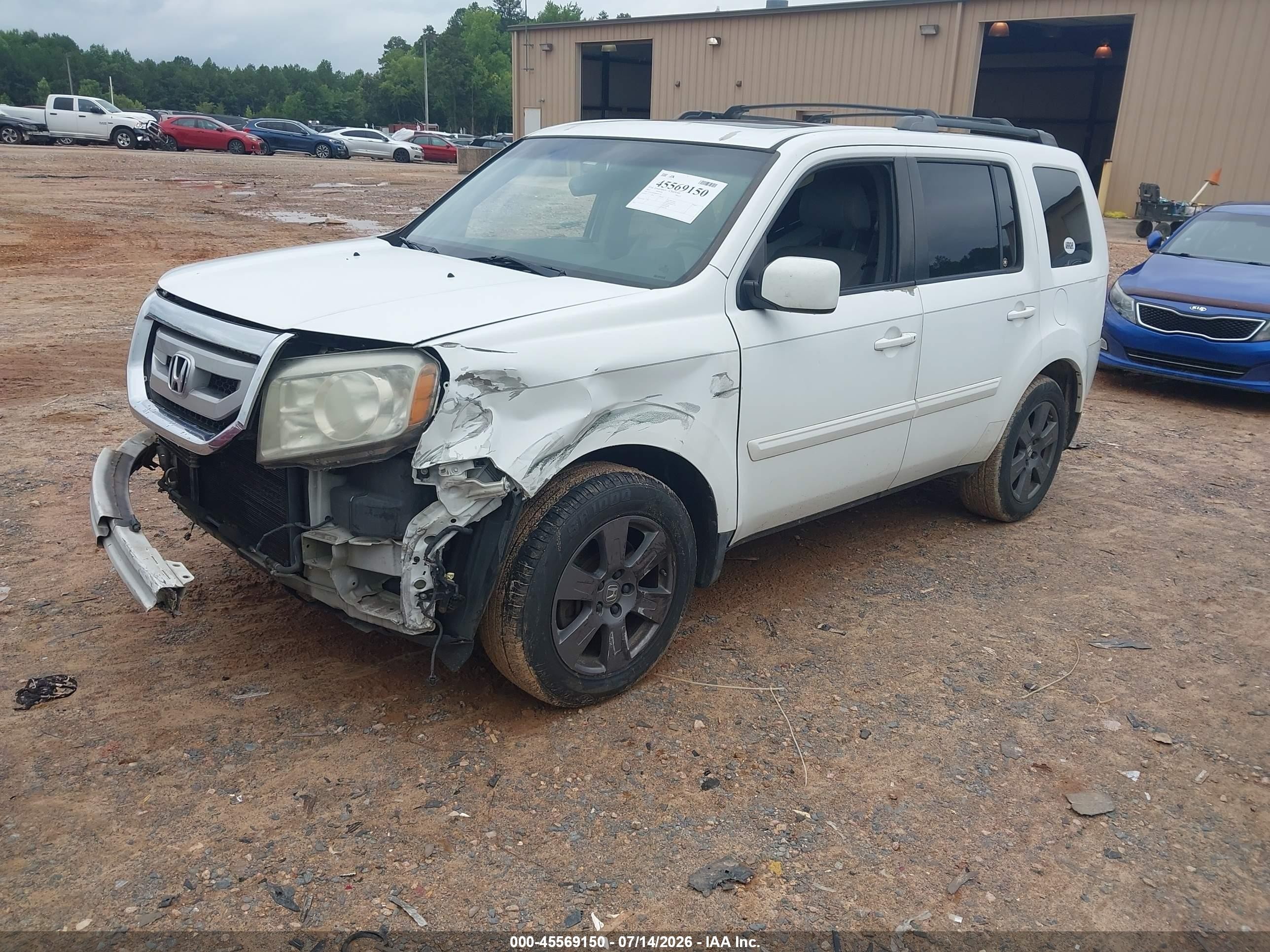 2011 Honda Pilot Ex-l White vin: 5FNYF4H58BB105320