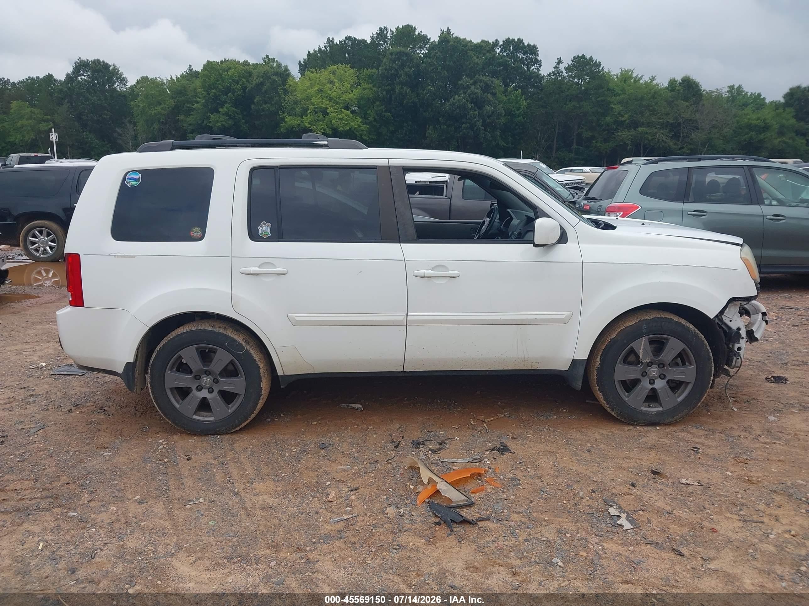 2011 Honda Pilot Ex-l White vin: 5FNYF4H58BB105320