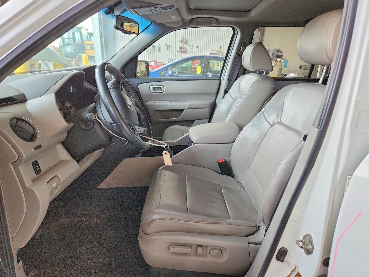 2012 Honda Pilot Exl White vin: 5FNYF4H58CB043435