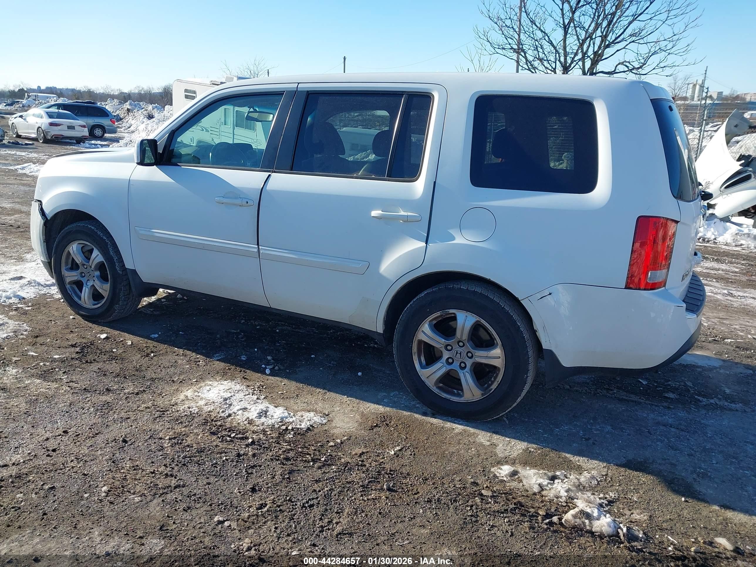 2012 Honda Pilot Ex-l White vin: 5FNYF4H58CB057237