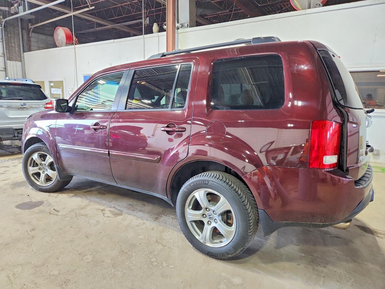 2012 Honda Pilot Exl Burgundy vin: 5FNYF4H58CB076998